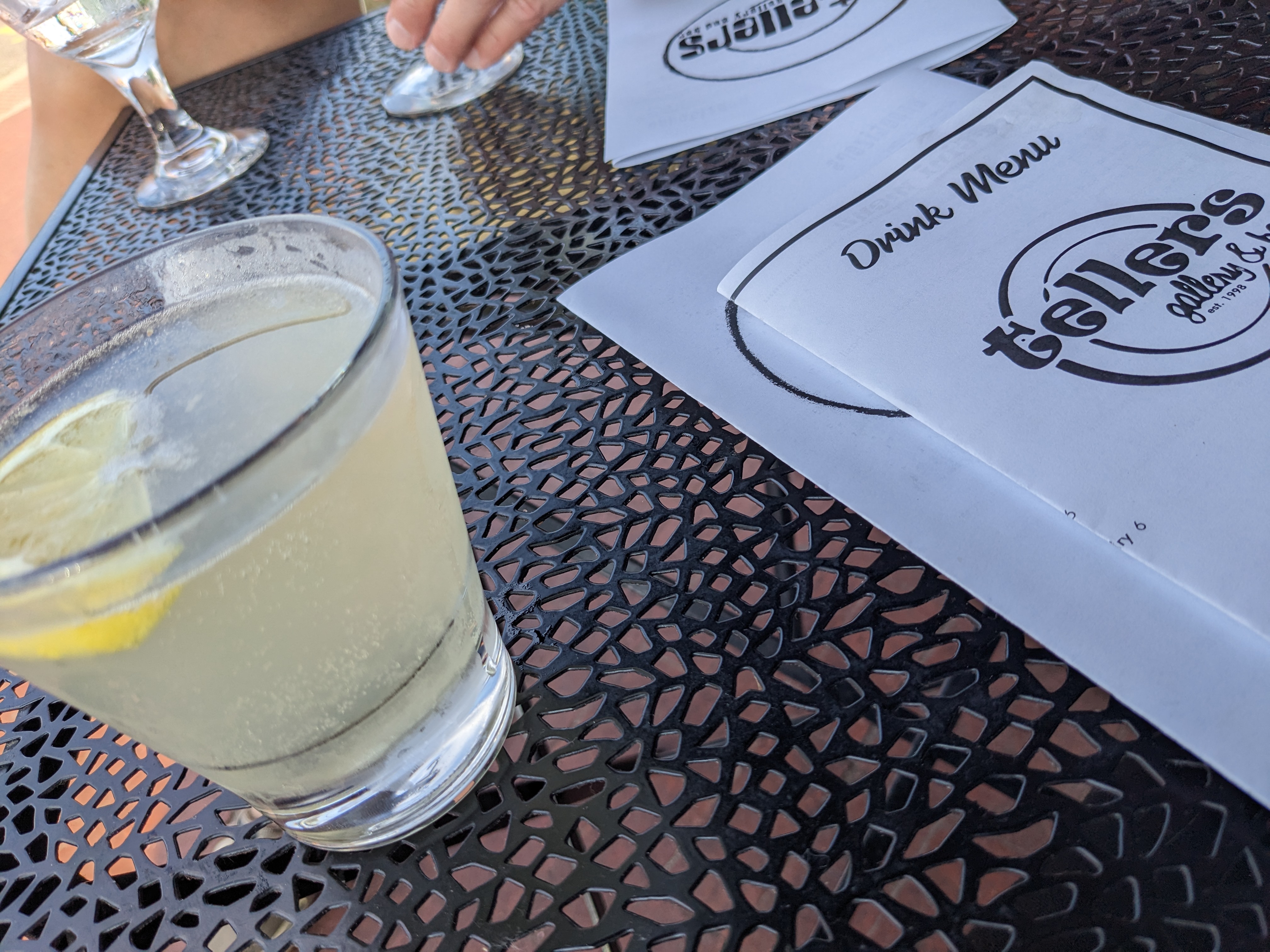 PXL 20230531 221415547