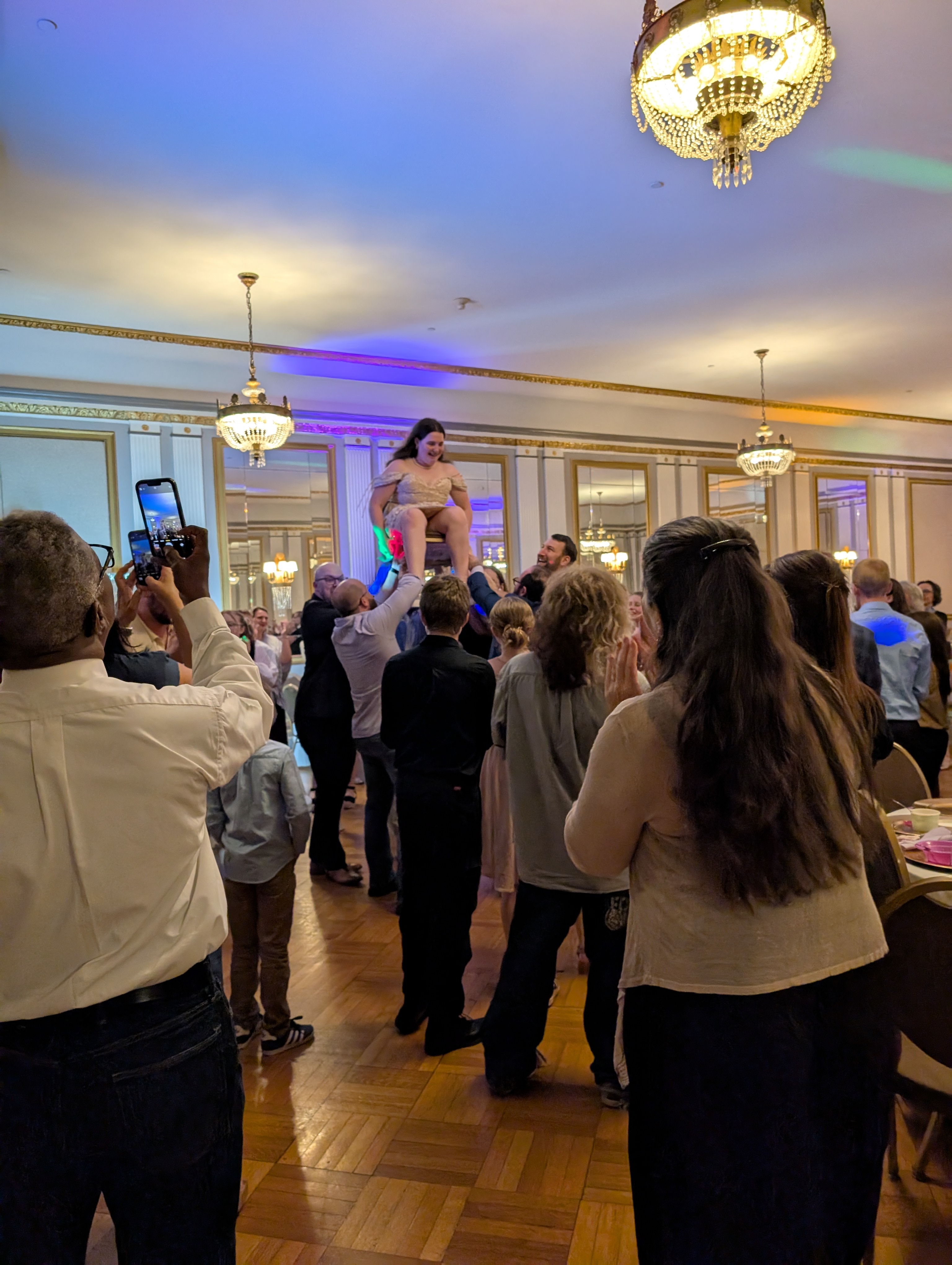 PXL 20250525 021535088