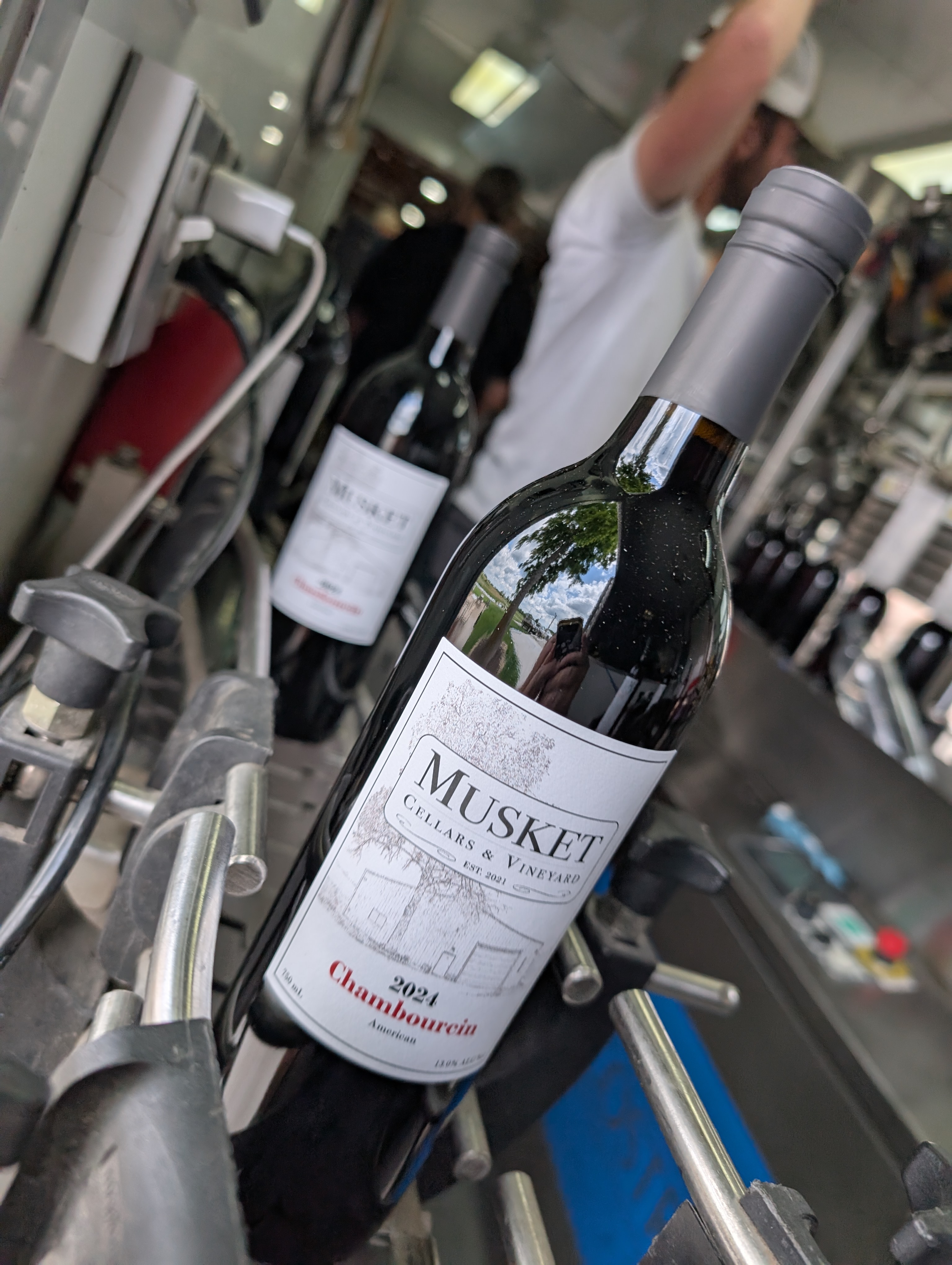 PXL 20250528 184023183