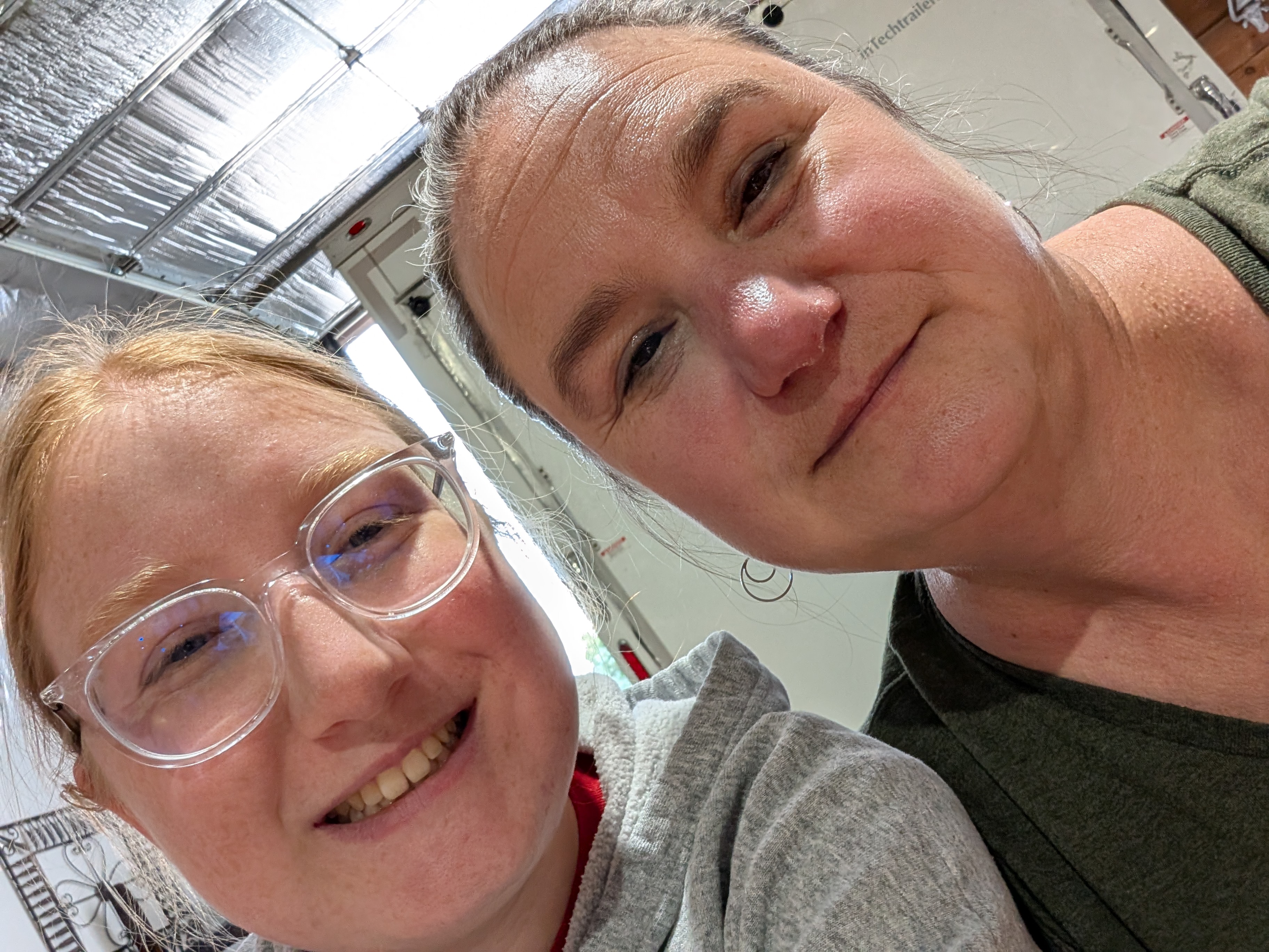 PXL 20250528 210746012