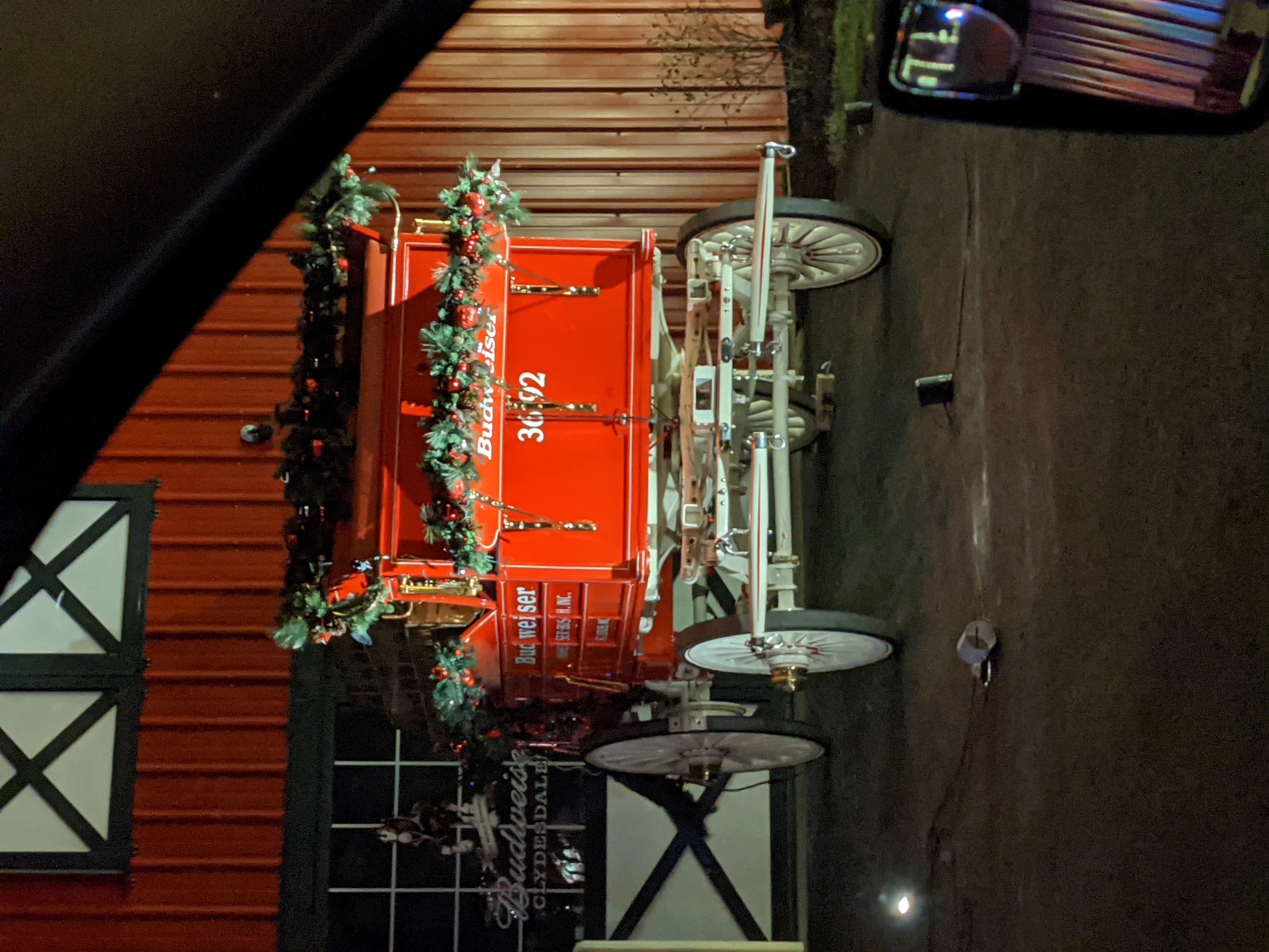 PXL 20201224 005927056