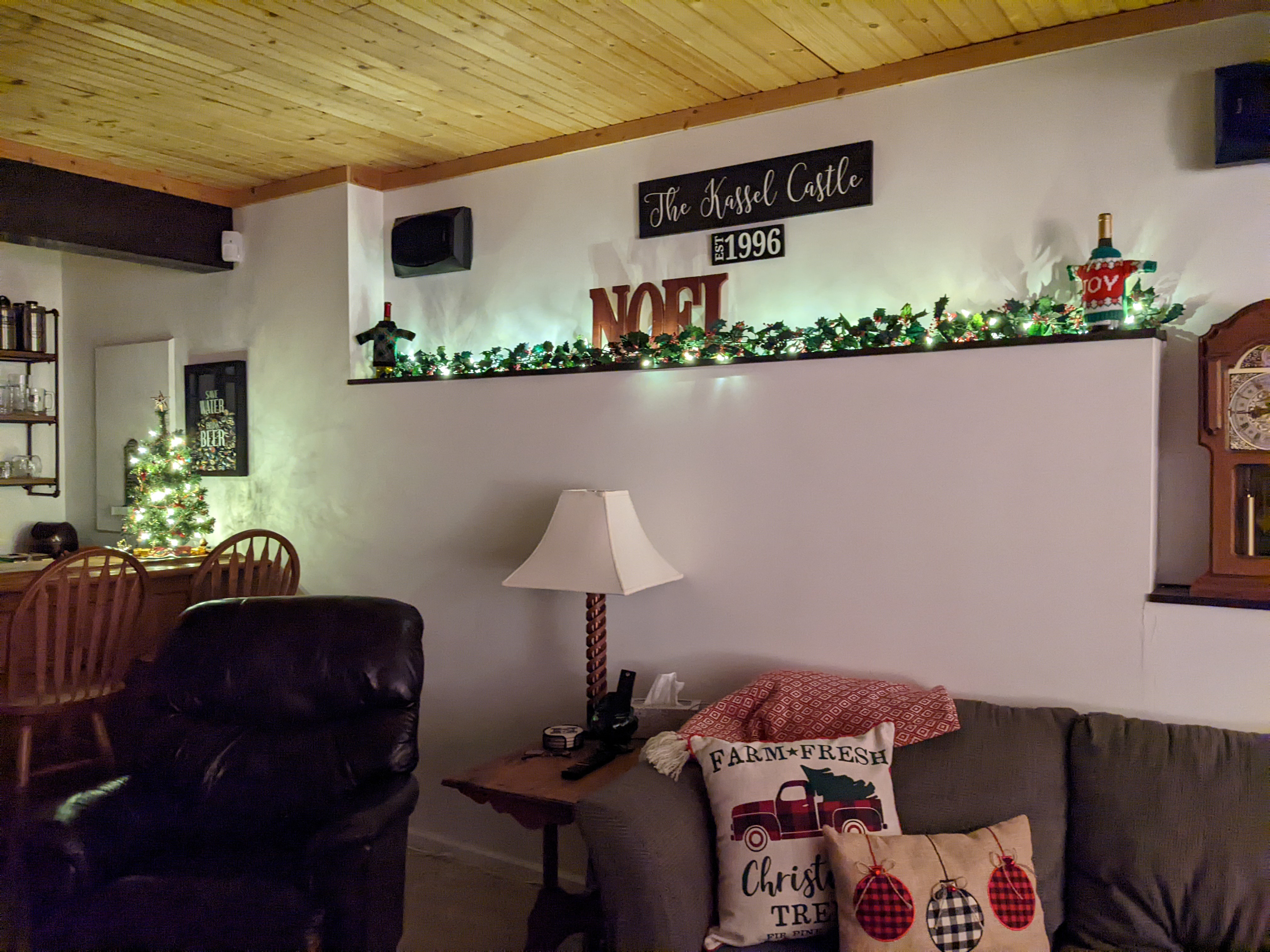 PXL 20211207 012038837