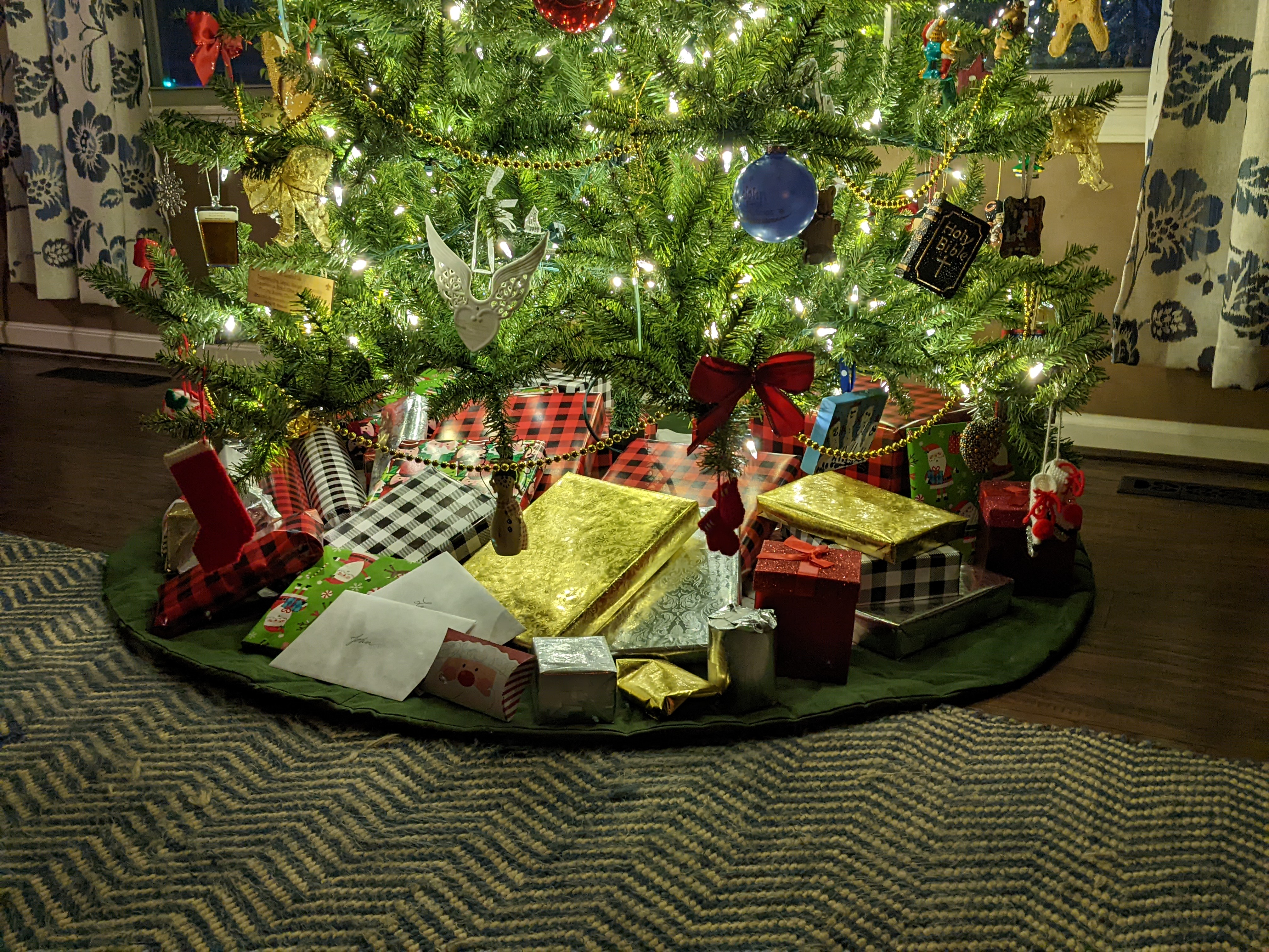 PXL 20211217 230828837