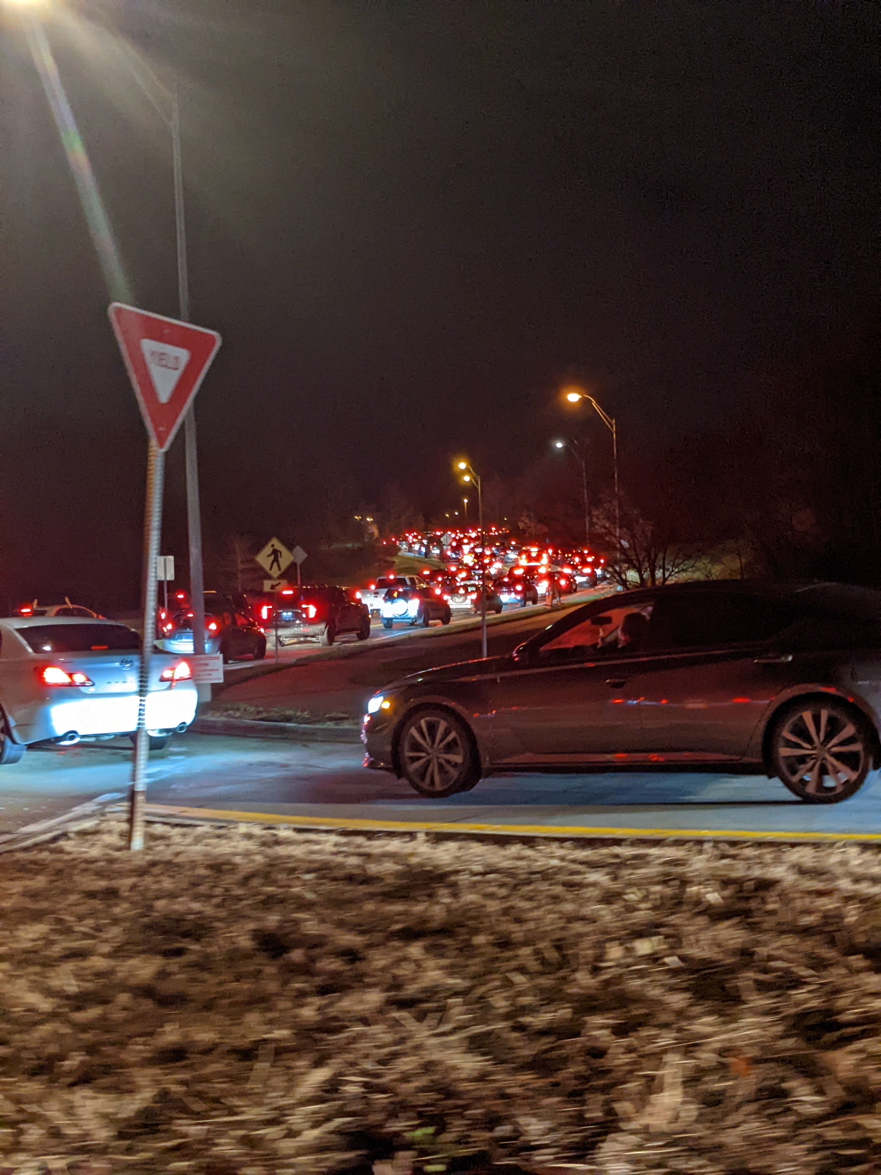 PXL 20211215 025752401