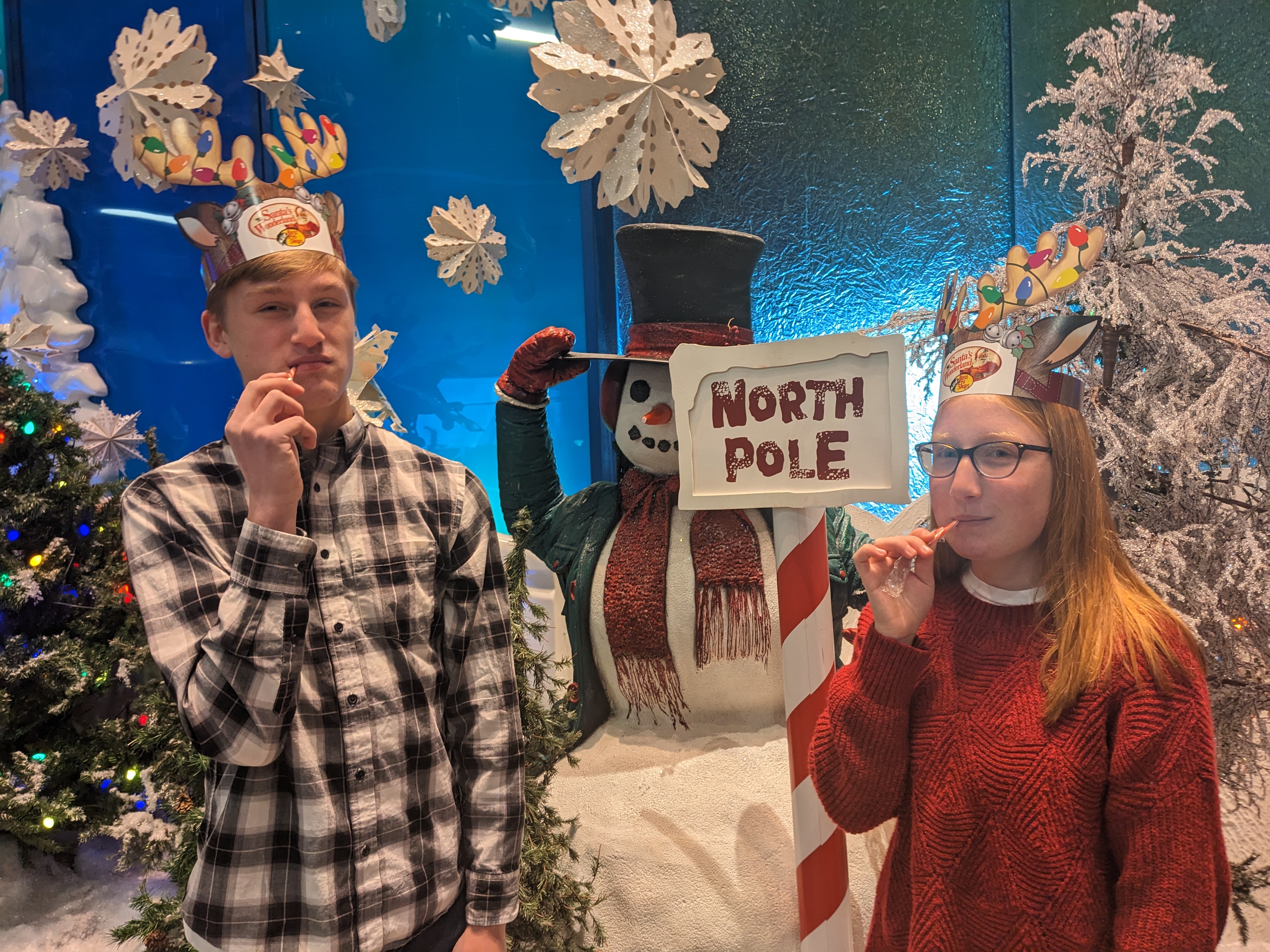 PXL 20221223 193726114