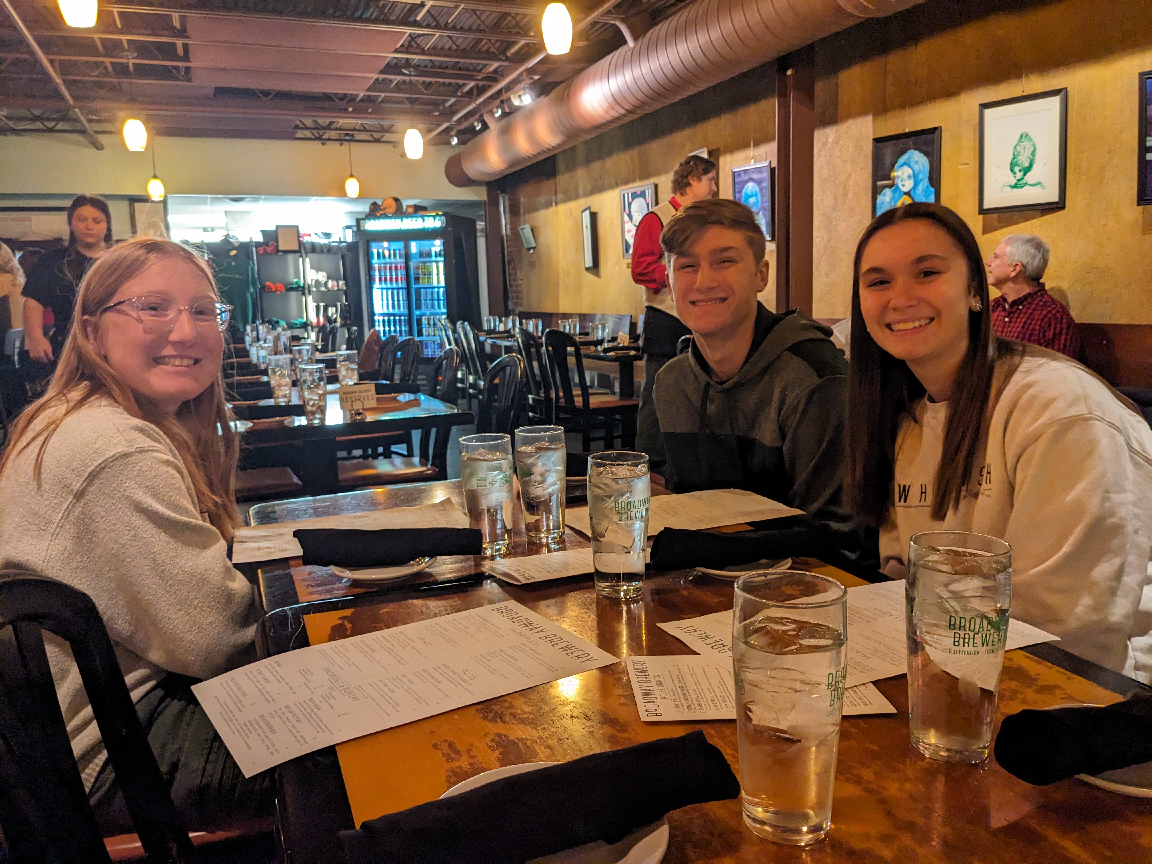 PXL 20231221 232813142