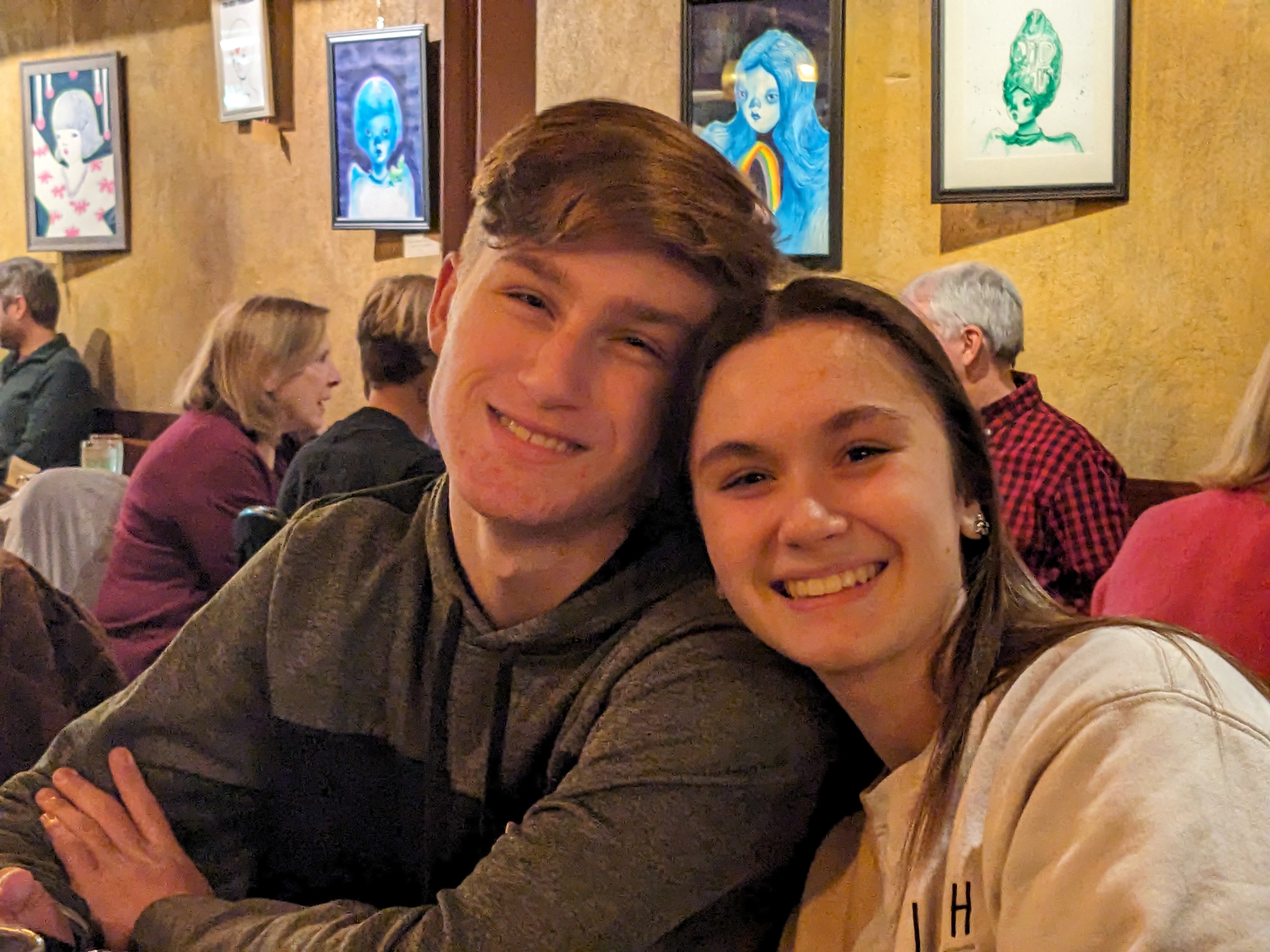 PXL 20231222 000538322