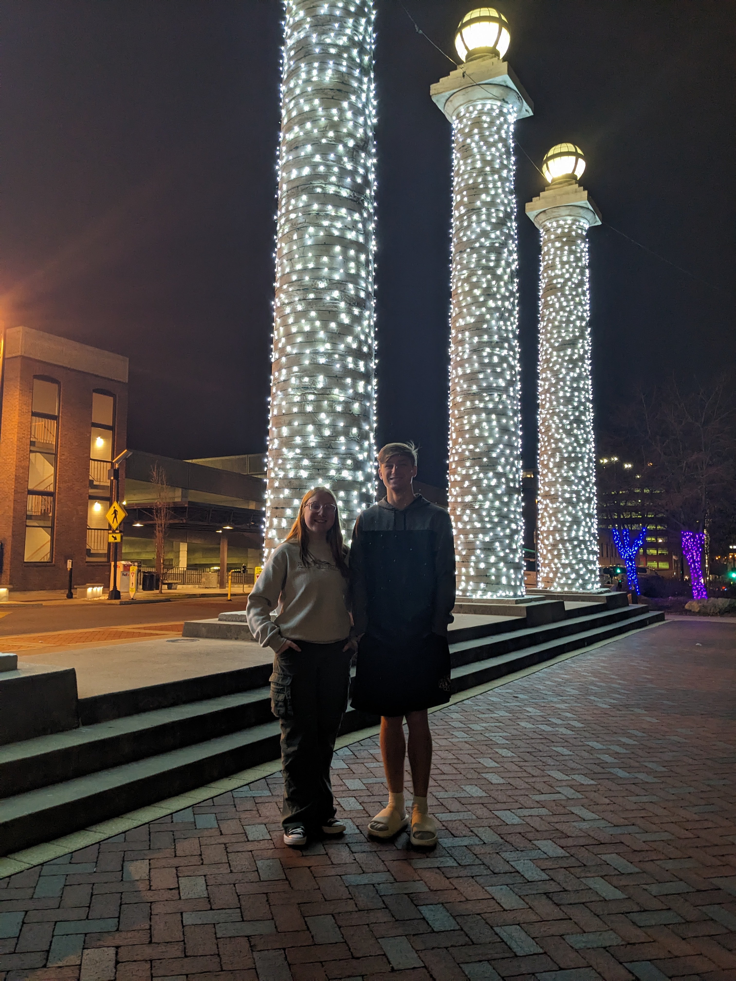 PXL 20231222 022420153