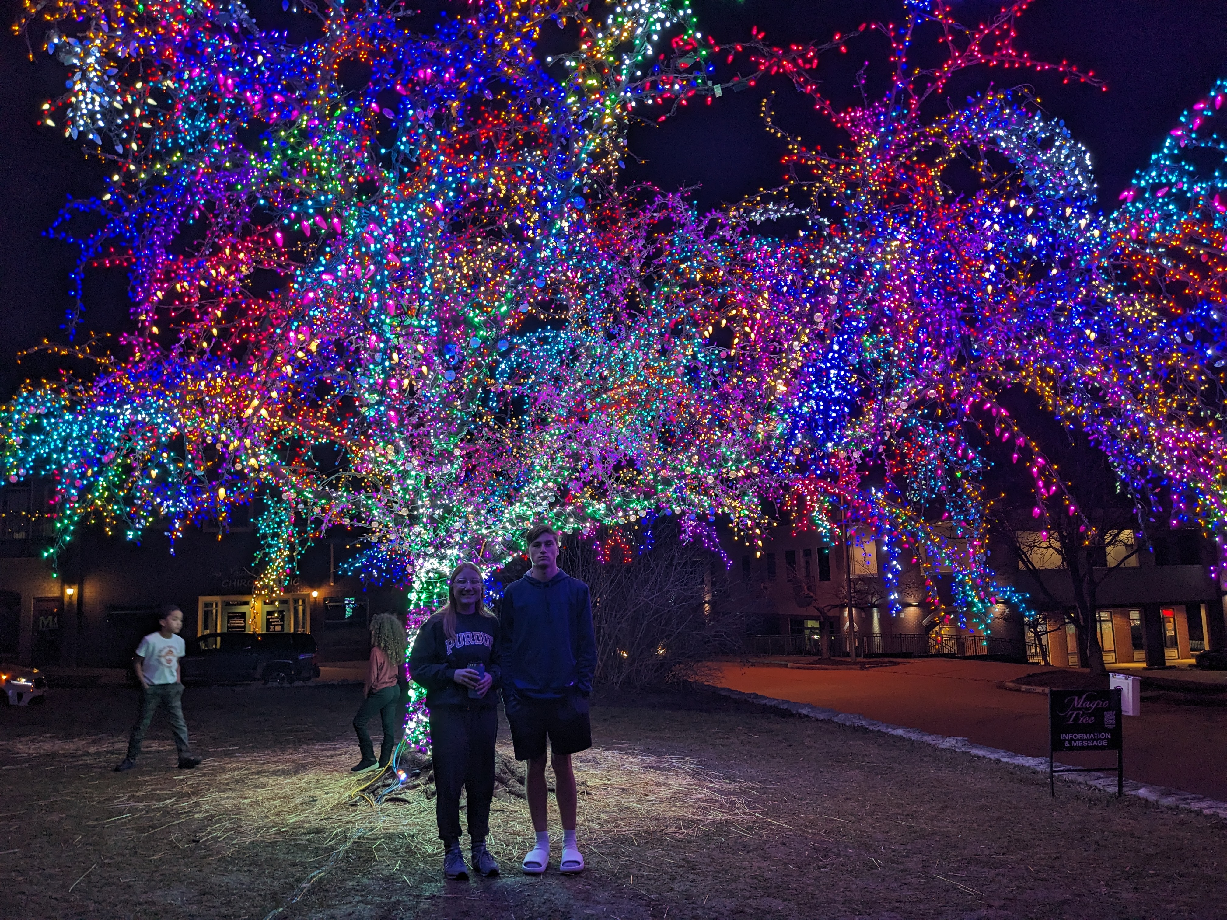 PXL 20231224 023624537