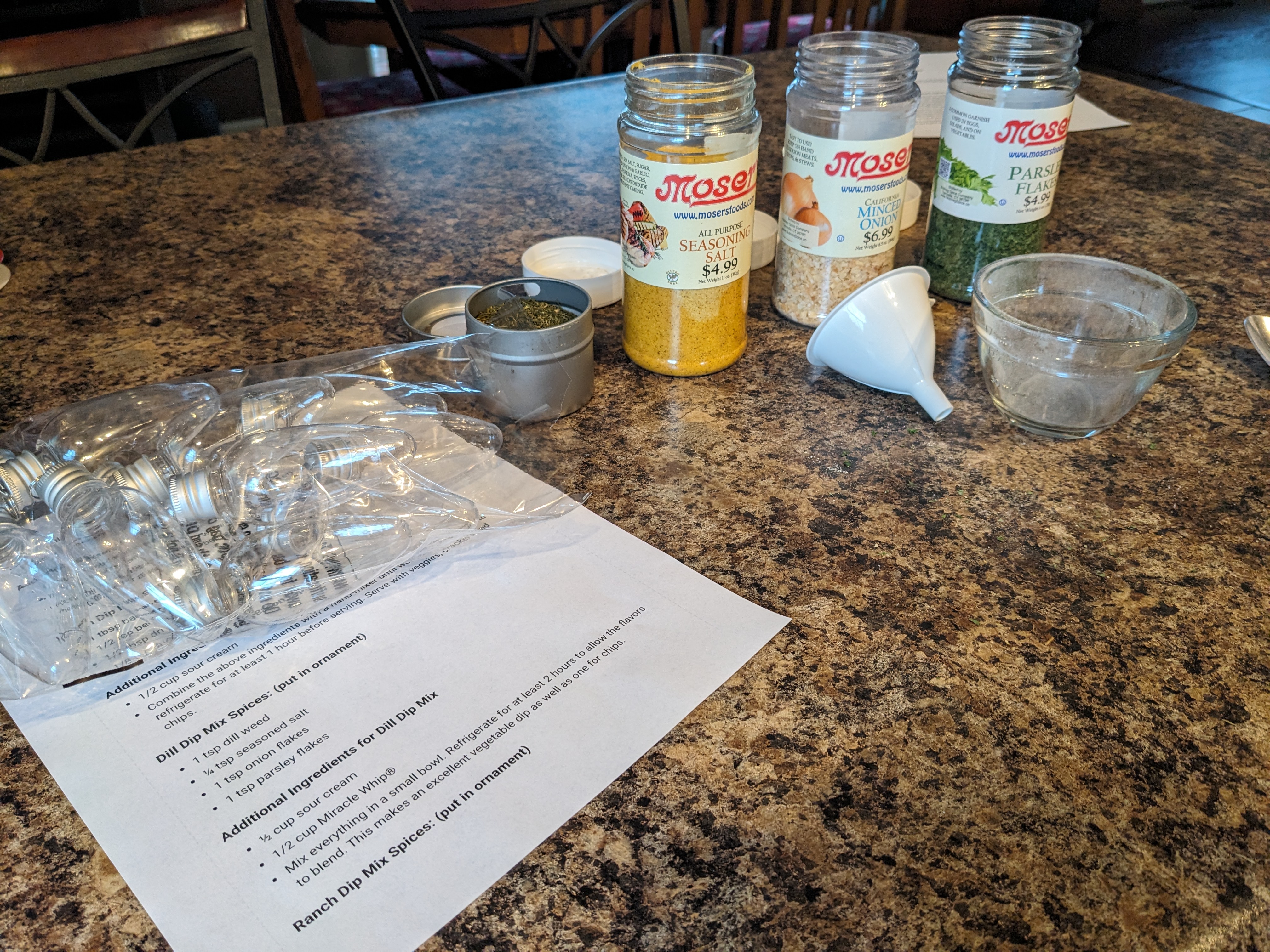 PXL 20241214 191723598