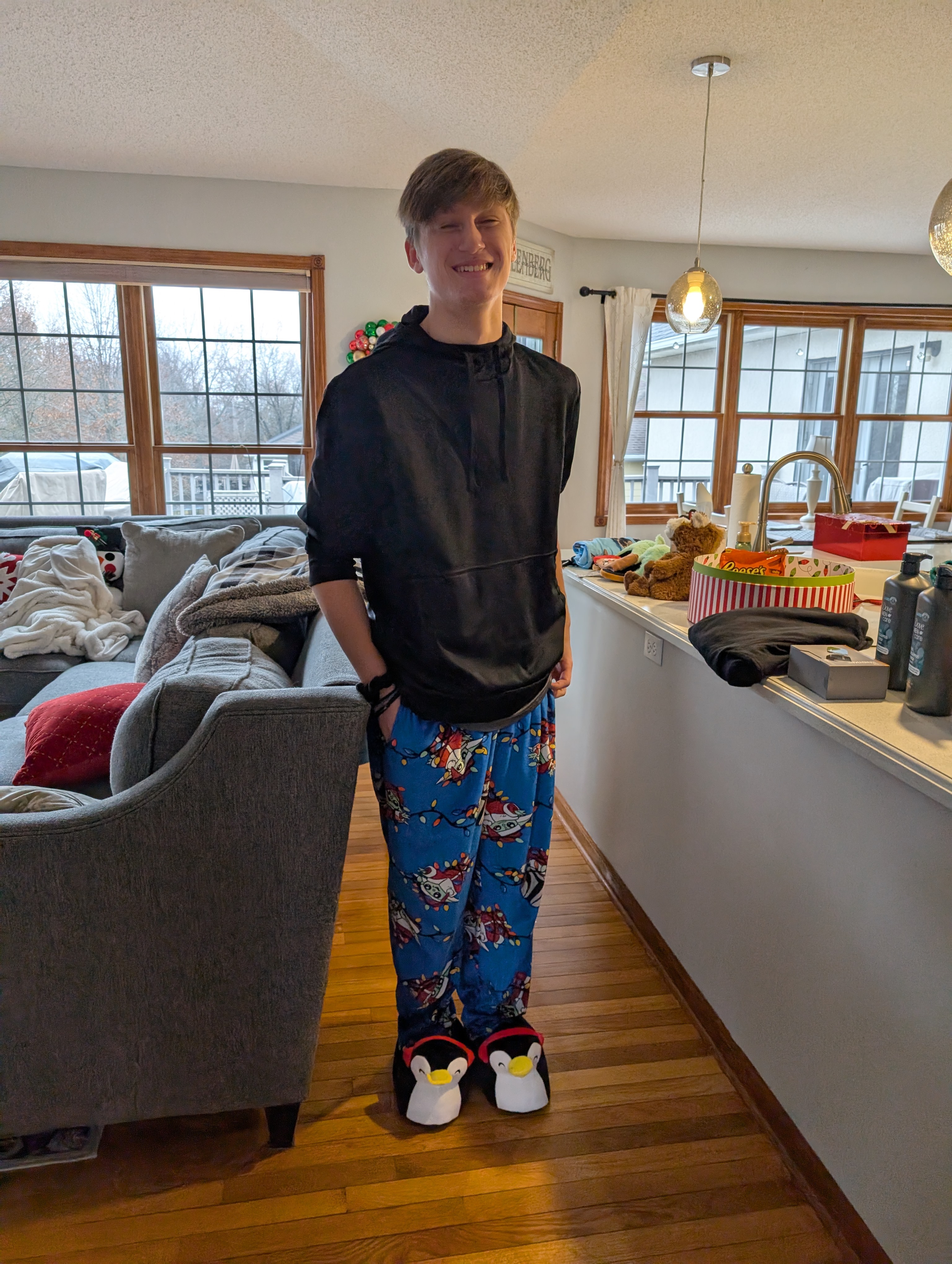 PXL 20241225 174847445