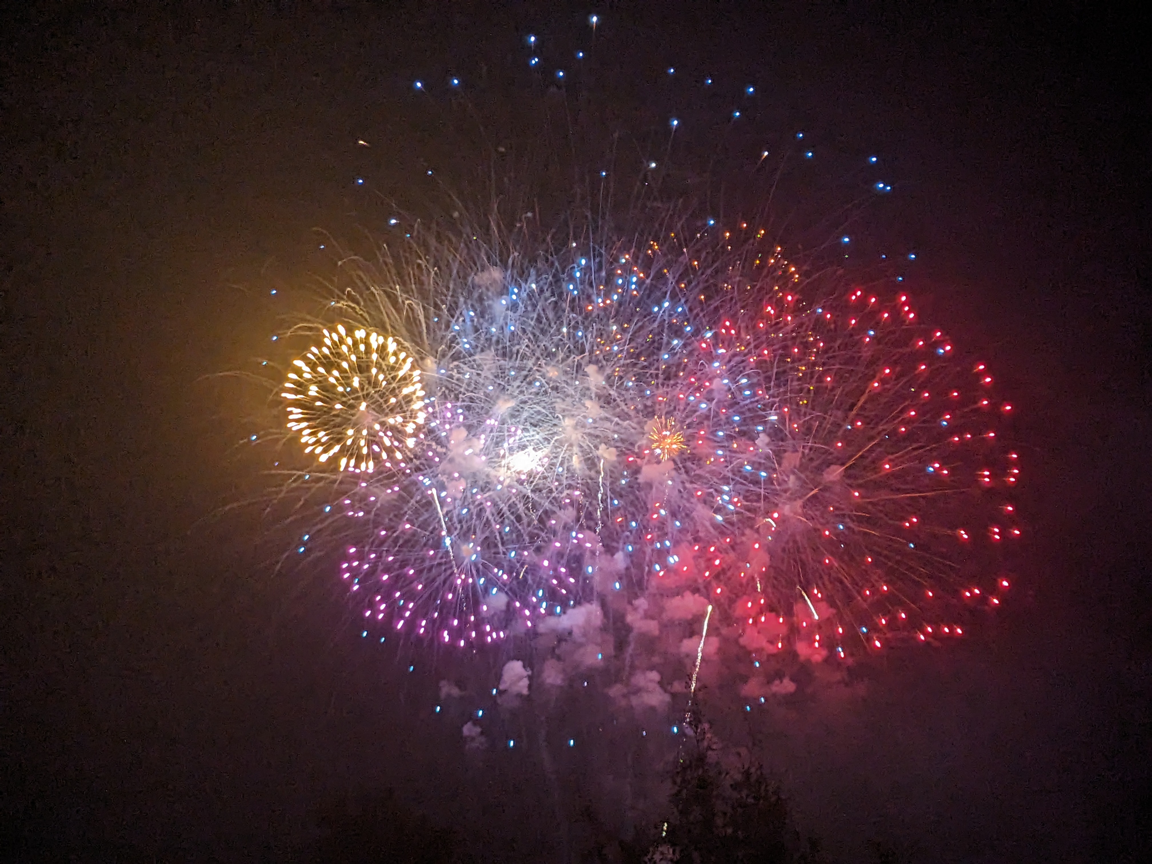 PXL 20240705 023256401