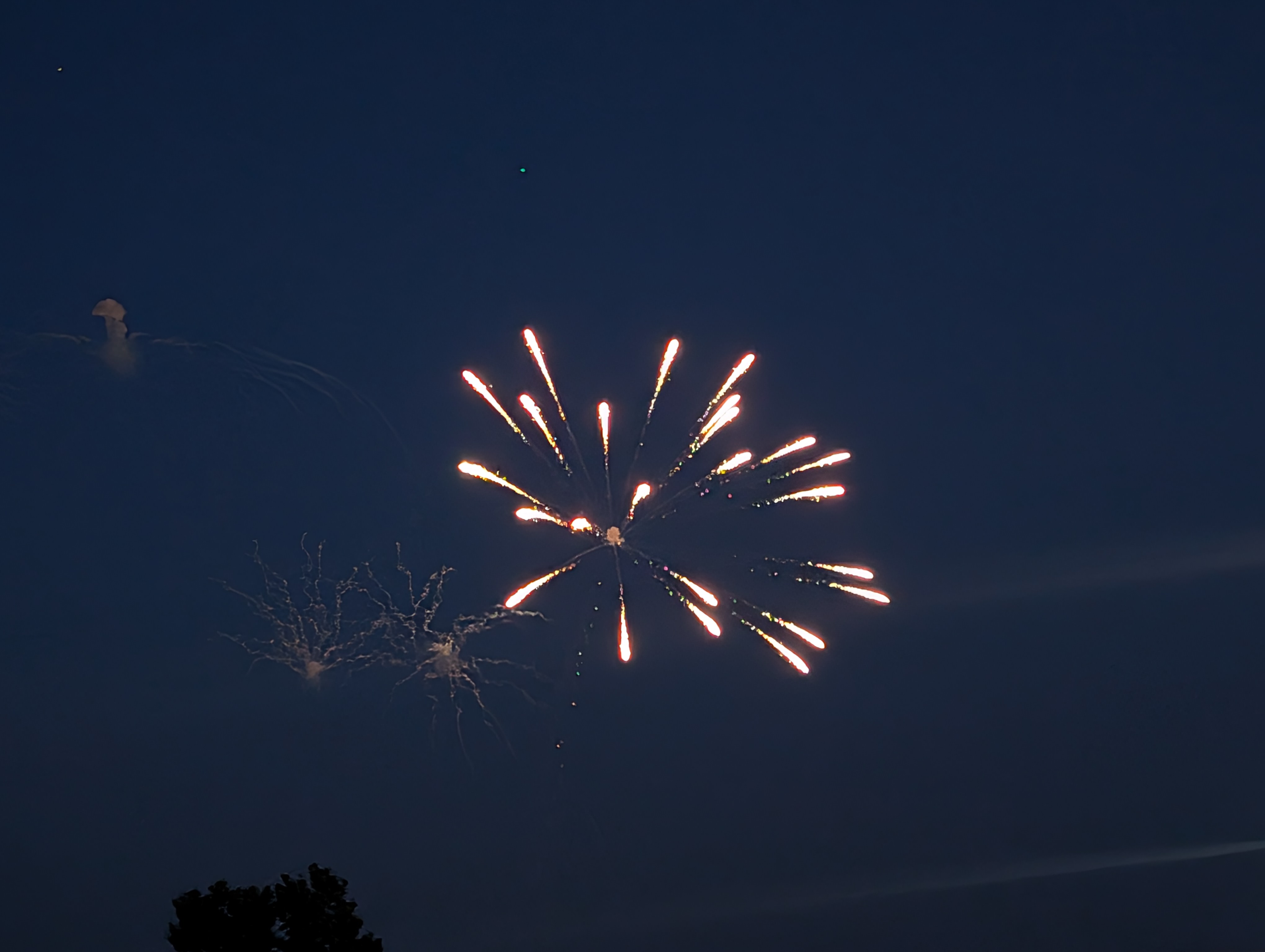 PXL 20250705 022121922