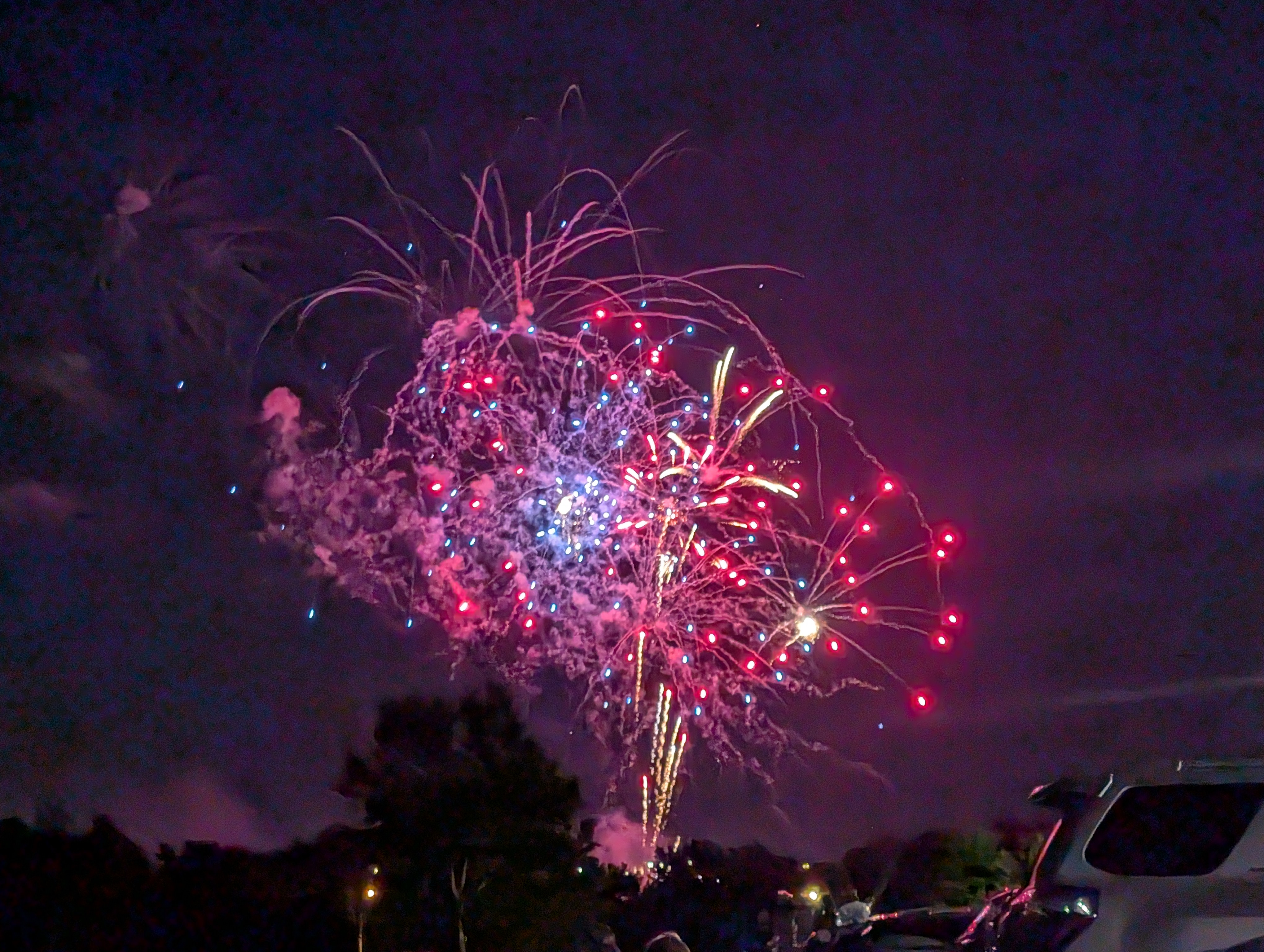 PXL 20250705 023413135