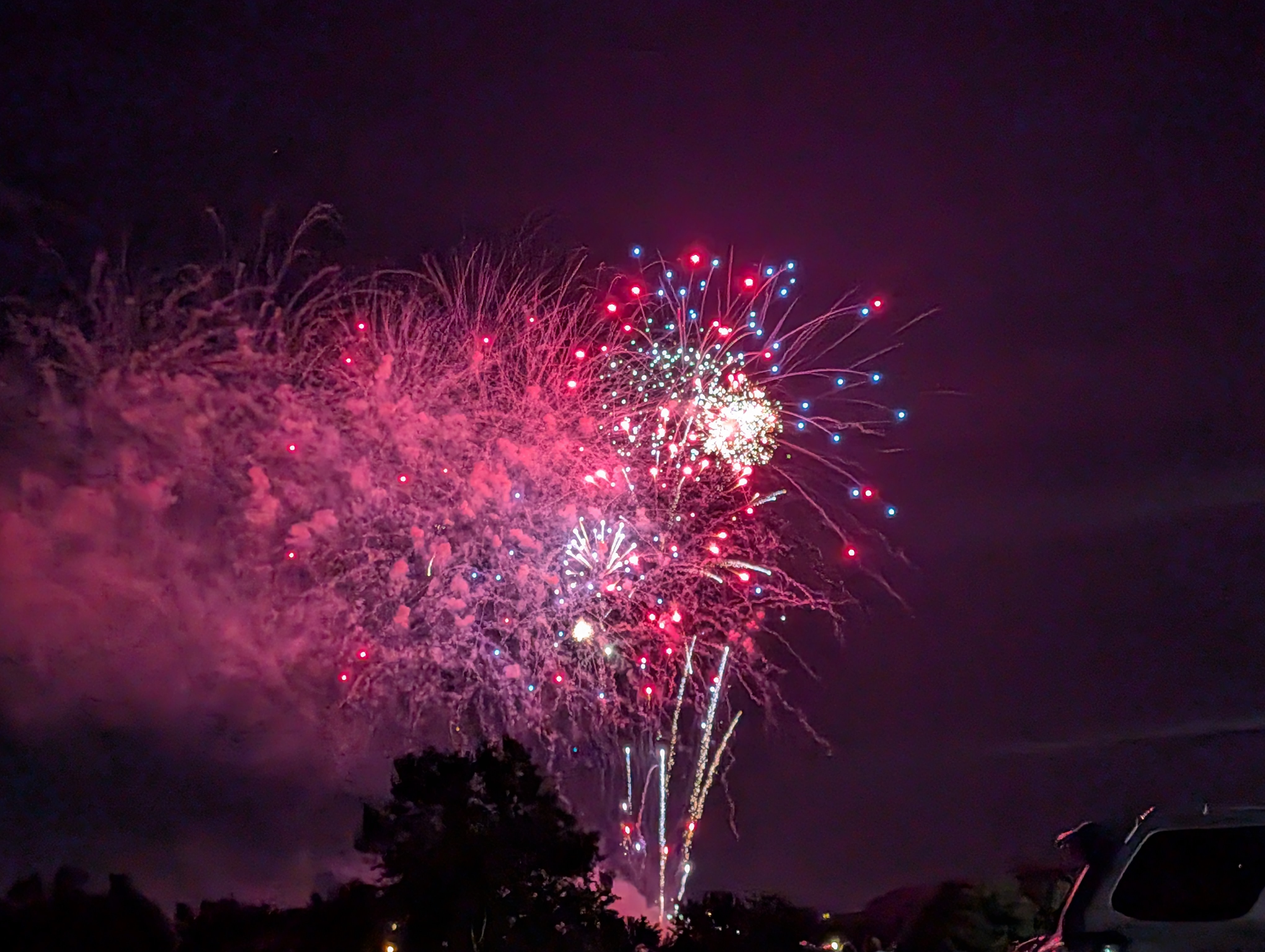 PXL 20250705 023447979