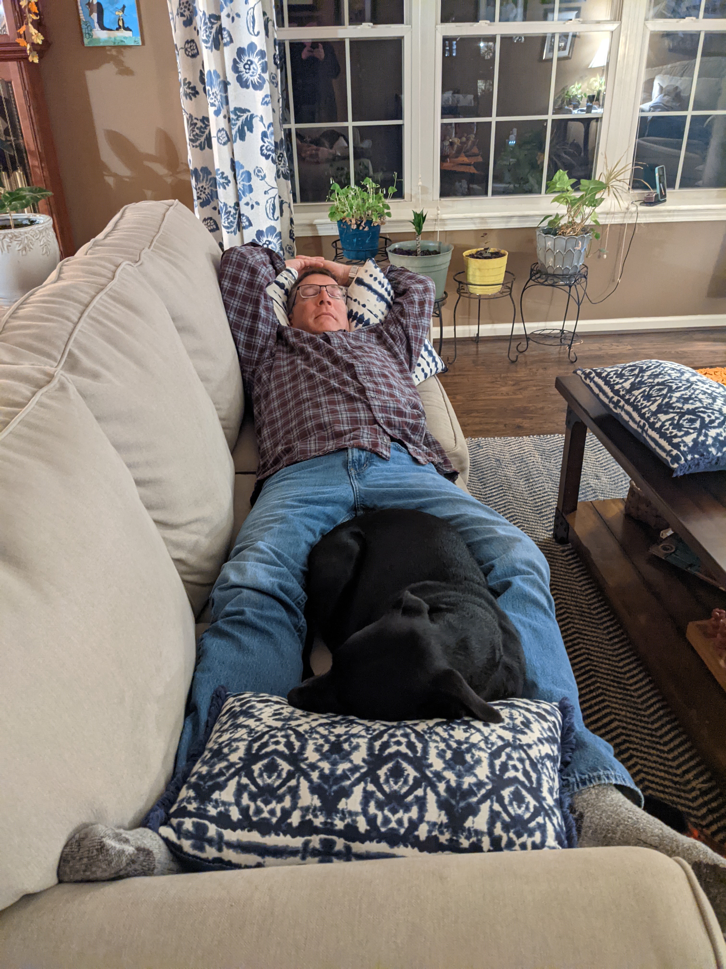 PXL 20211126 000501952