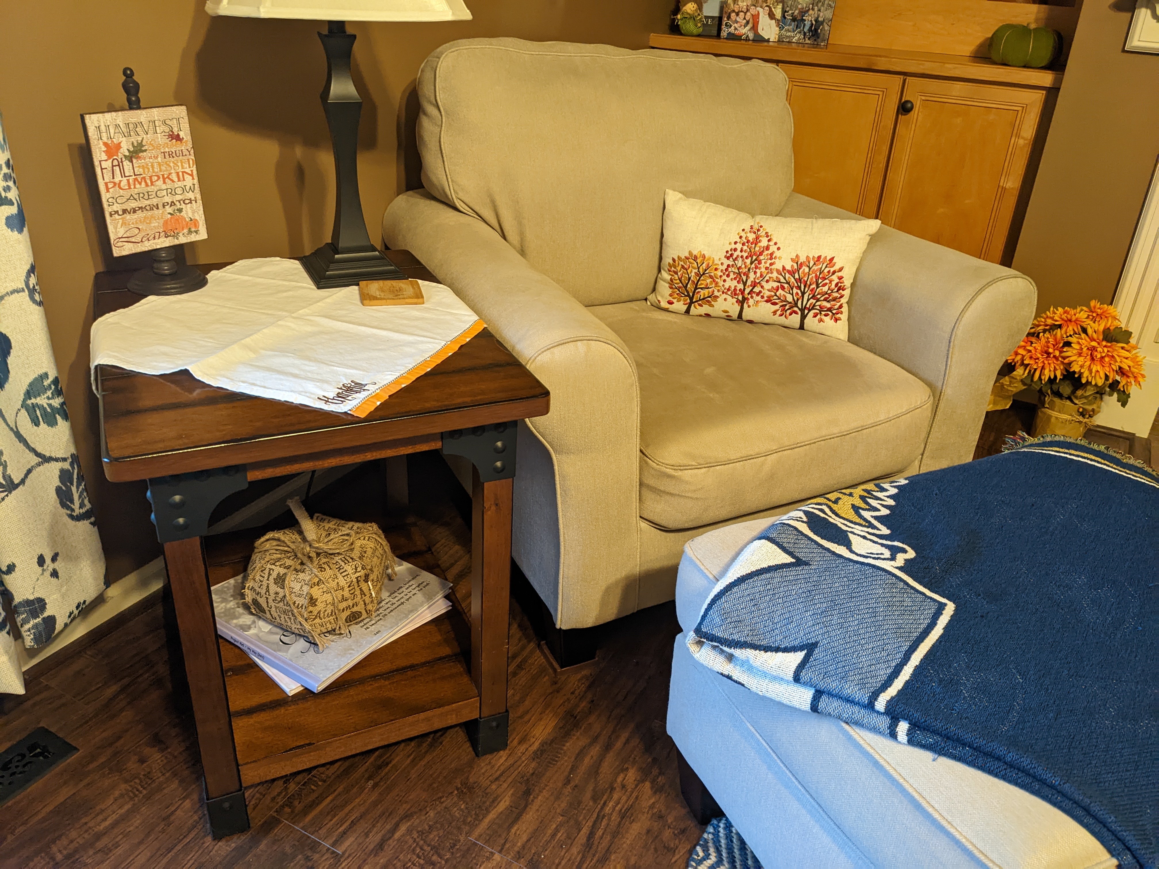 PXL 20221112 214442885