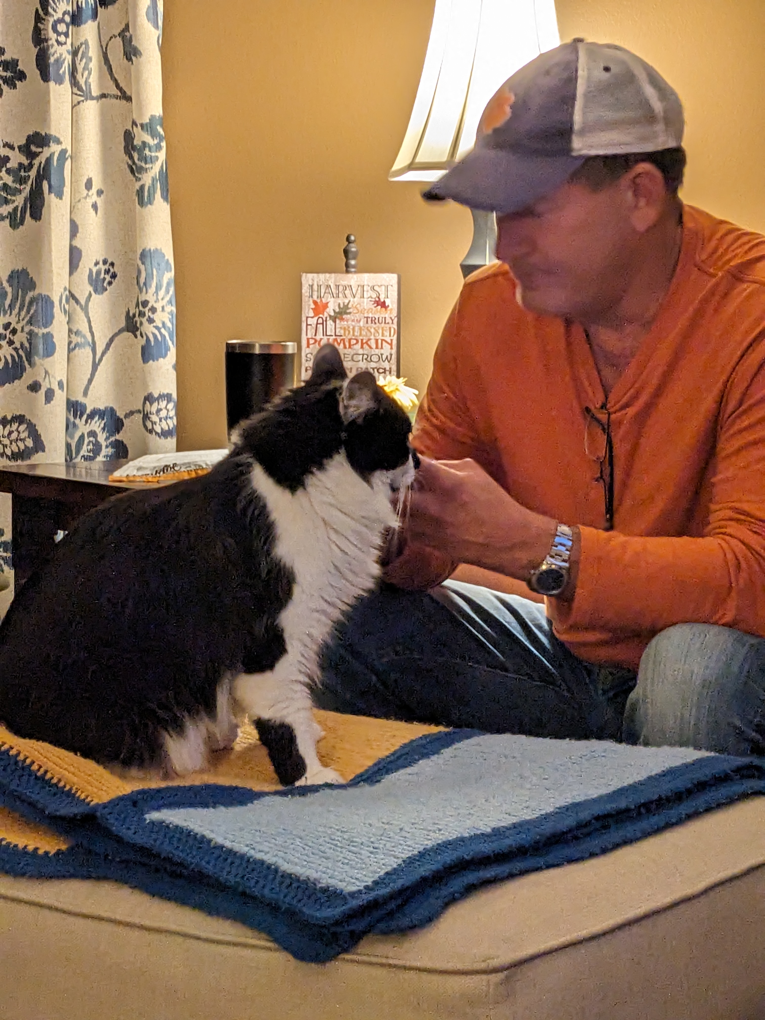 PXL 20231125 031815928.MP