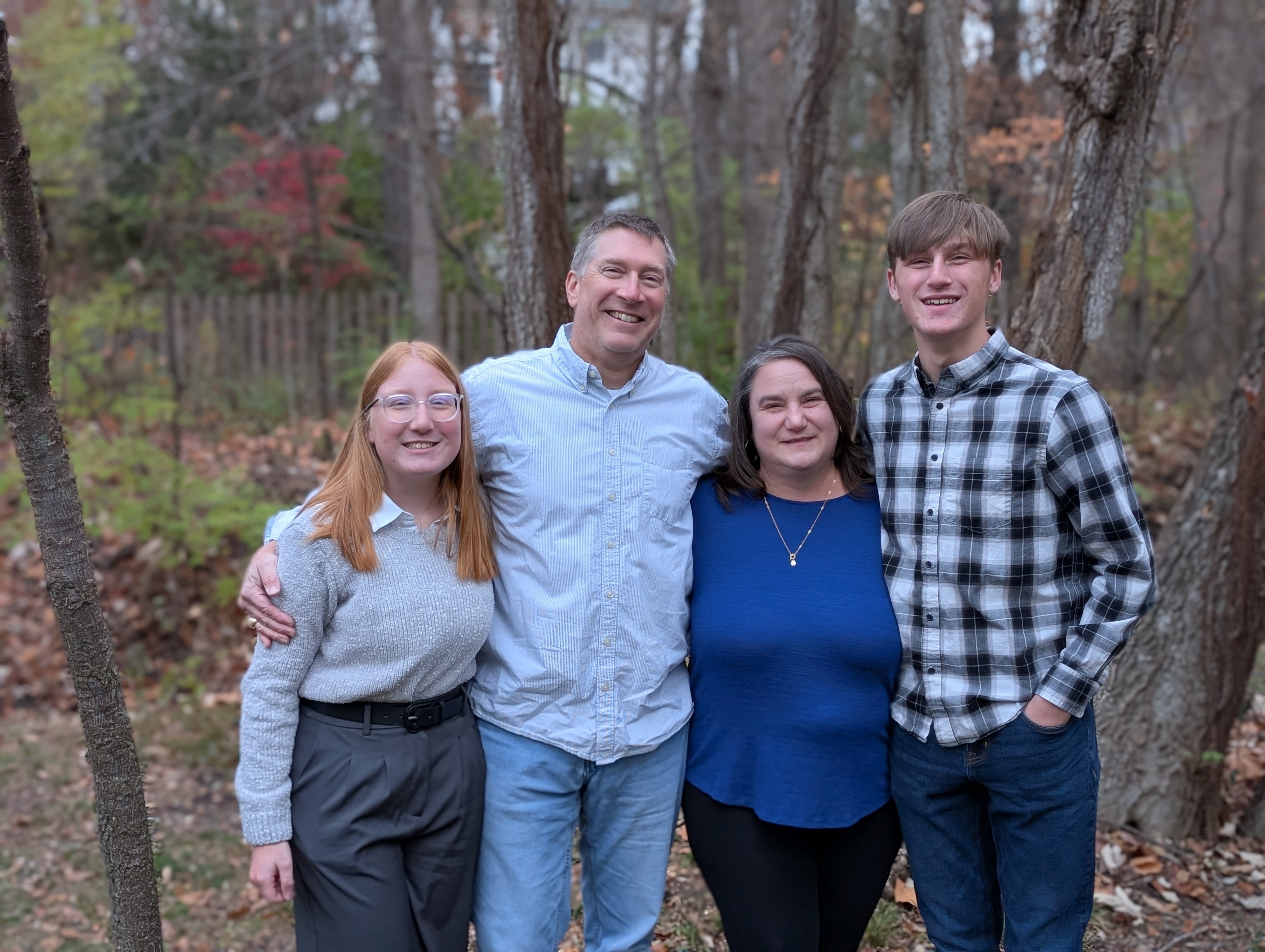 PXL 20241128 221533779.PORTRAIT