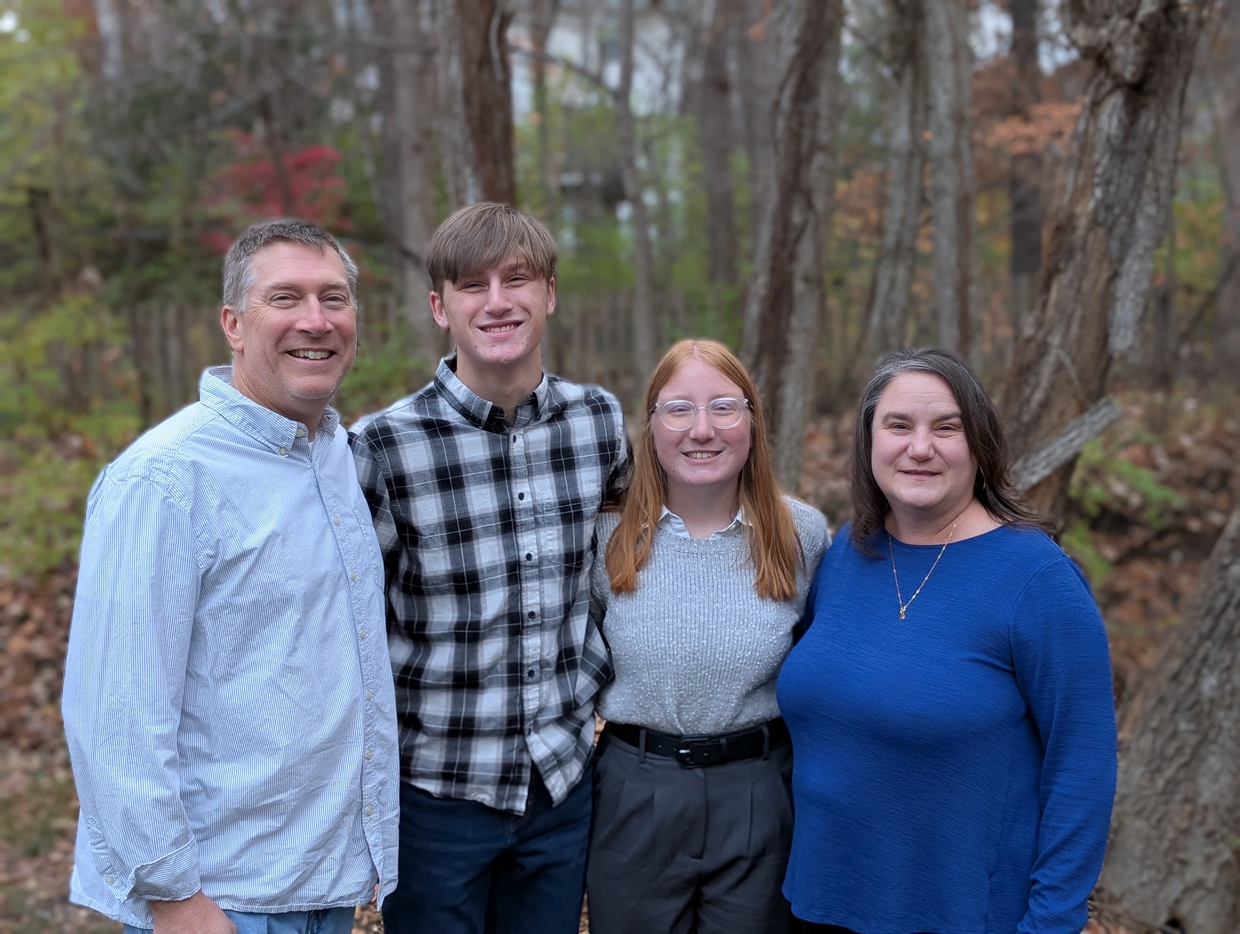 PXL 20241128 221601316.PORTRAIT