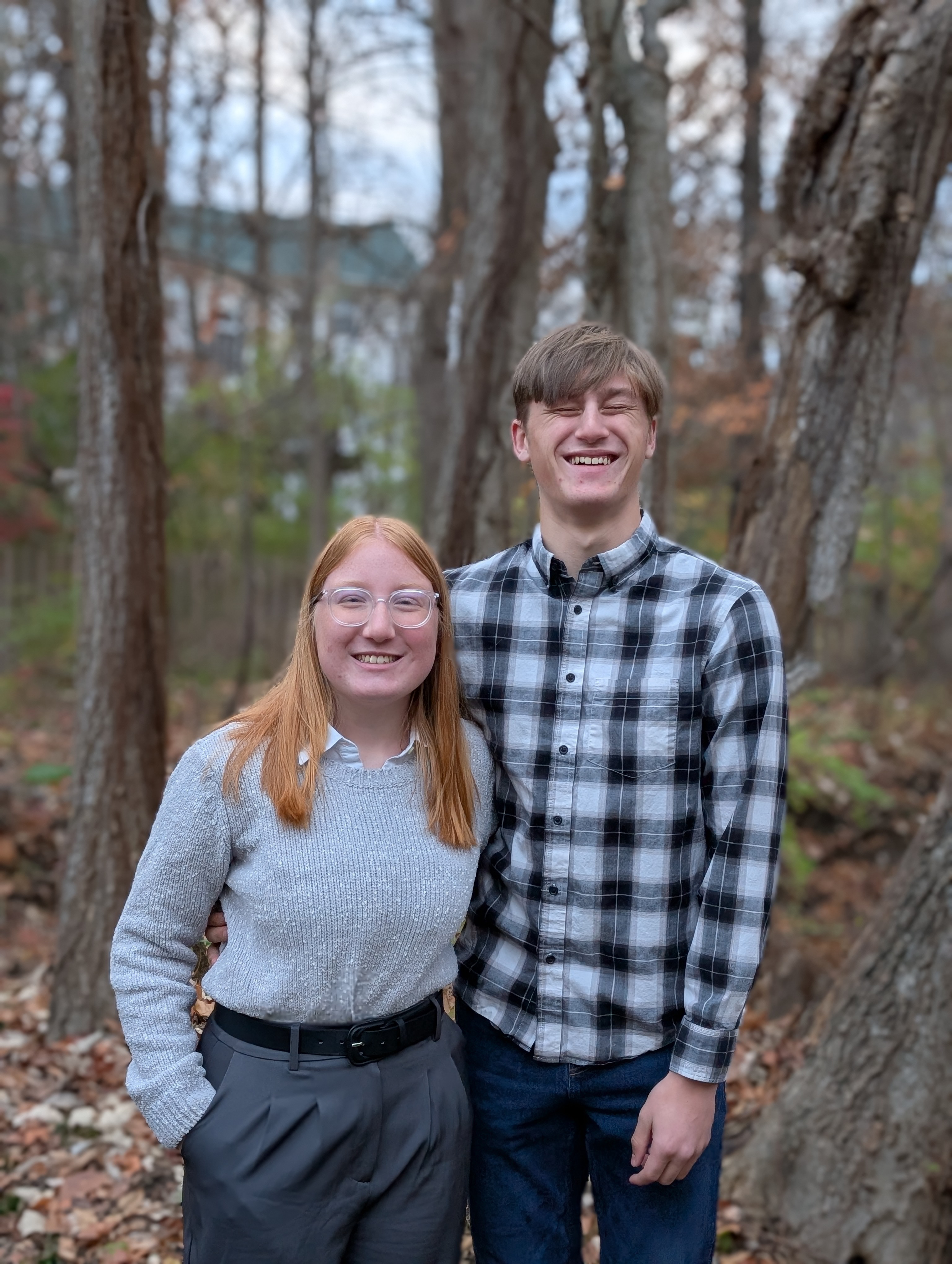 PXL 20241128 221632263.PORTRAIT