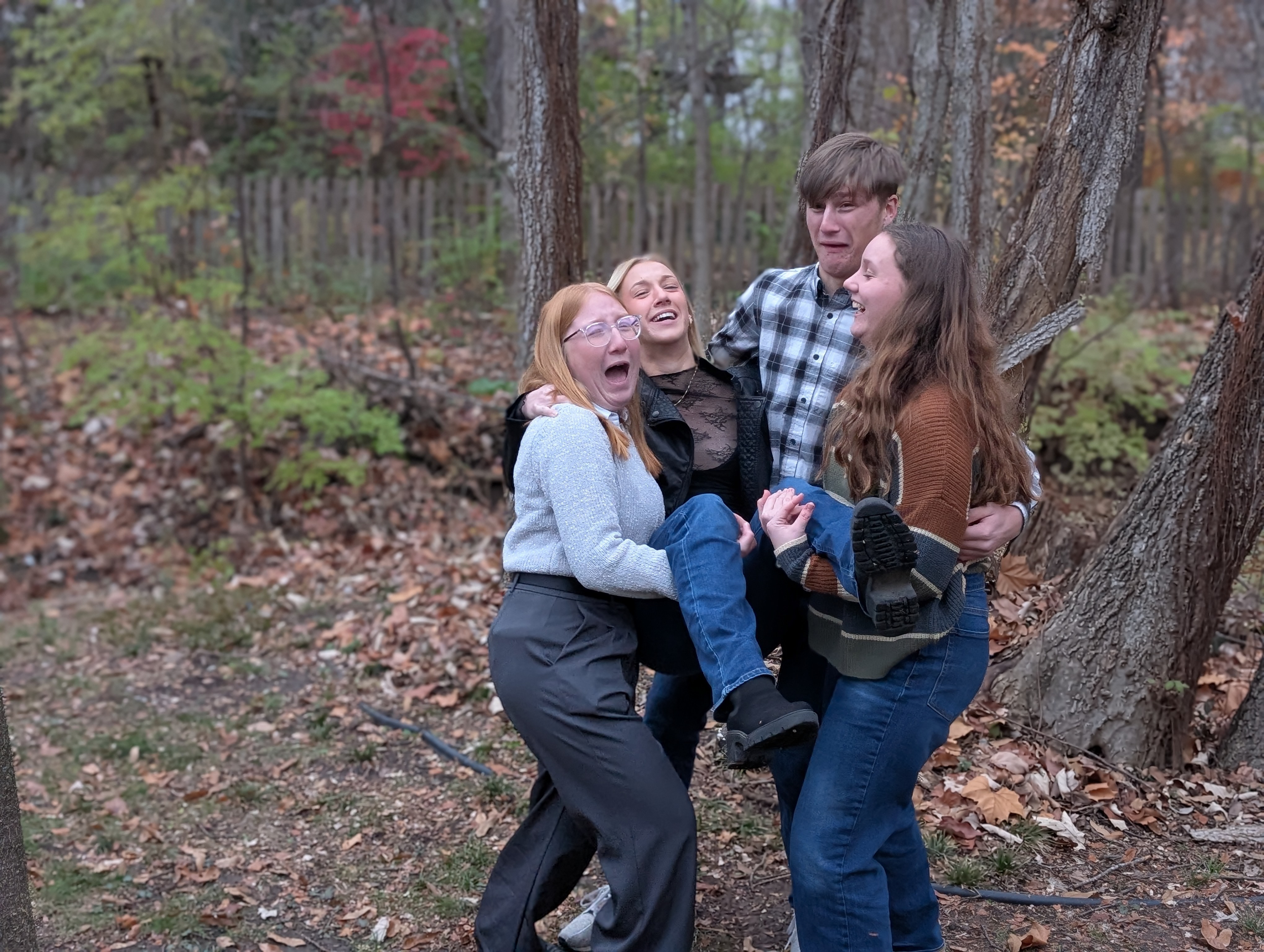 PXL 20241128 221730983.PORTRAIT