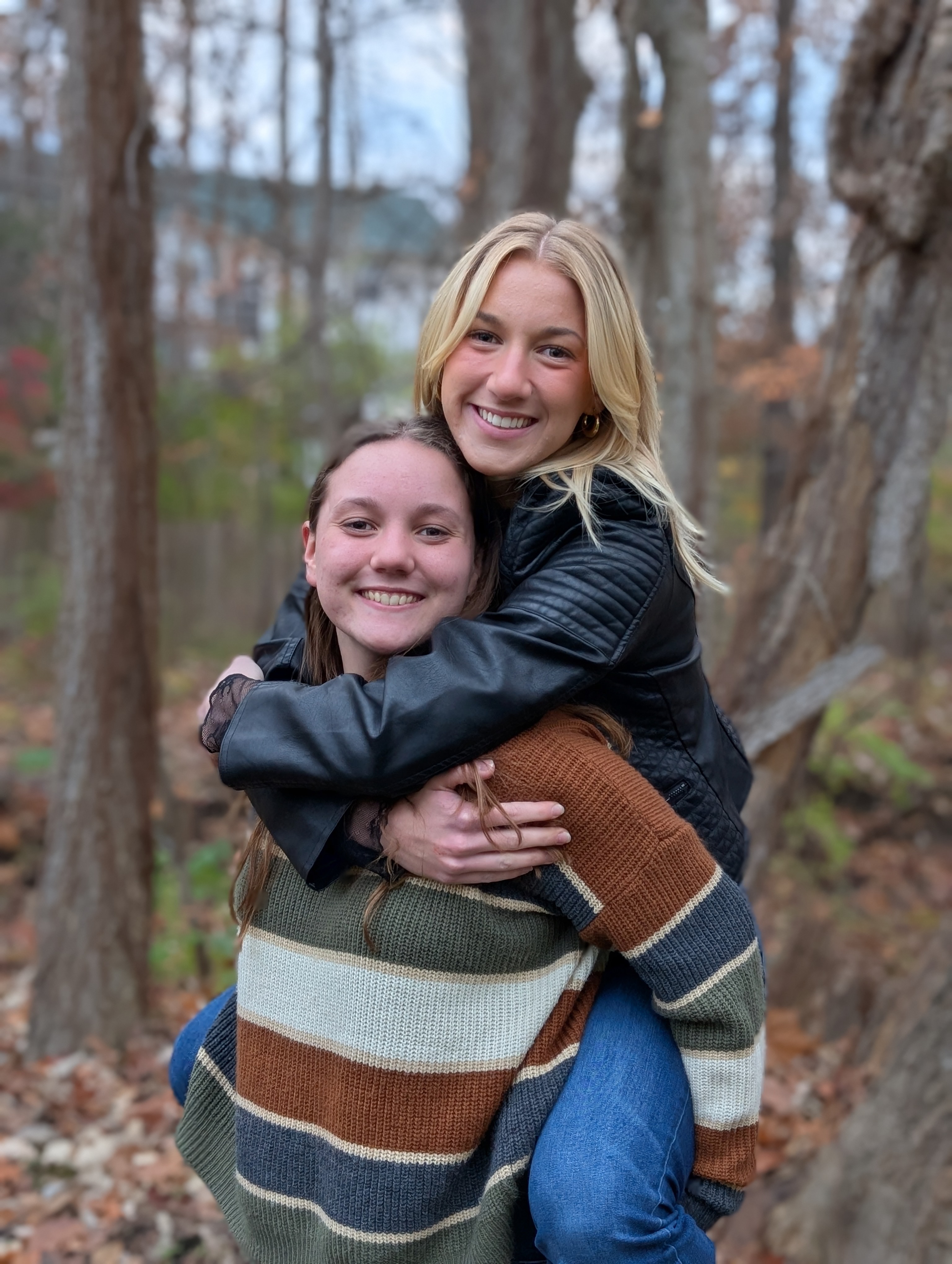 PXL 20241128 221801447.PORTRAIT