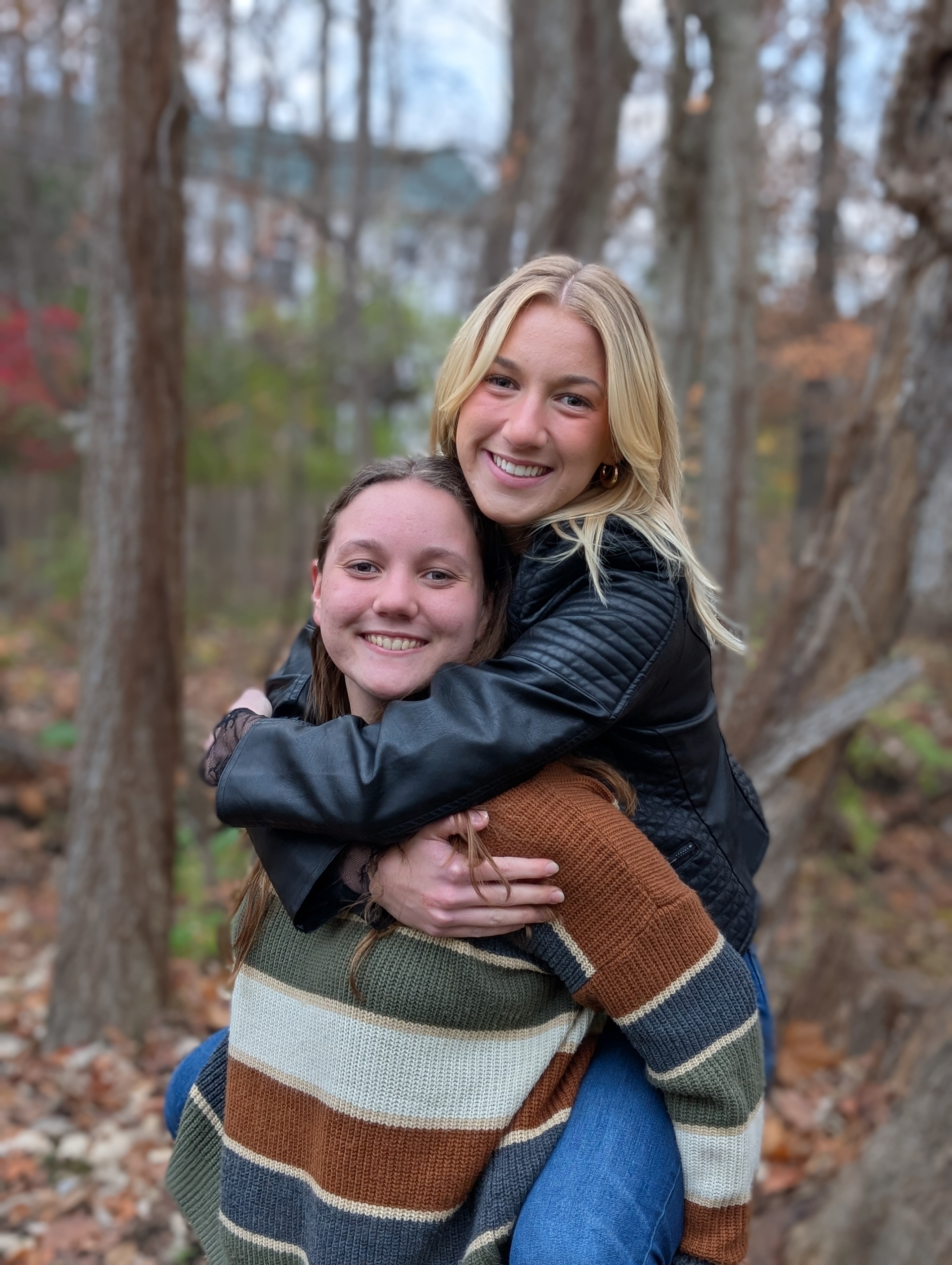 PXL 20241128 221803289.PORTRAIT