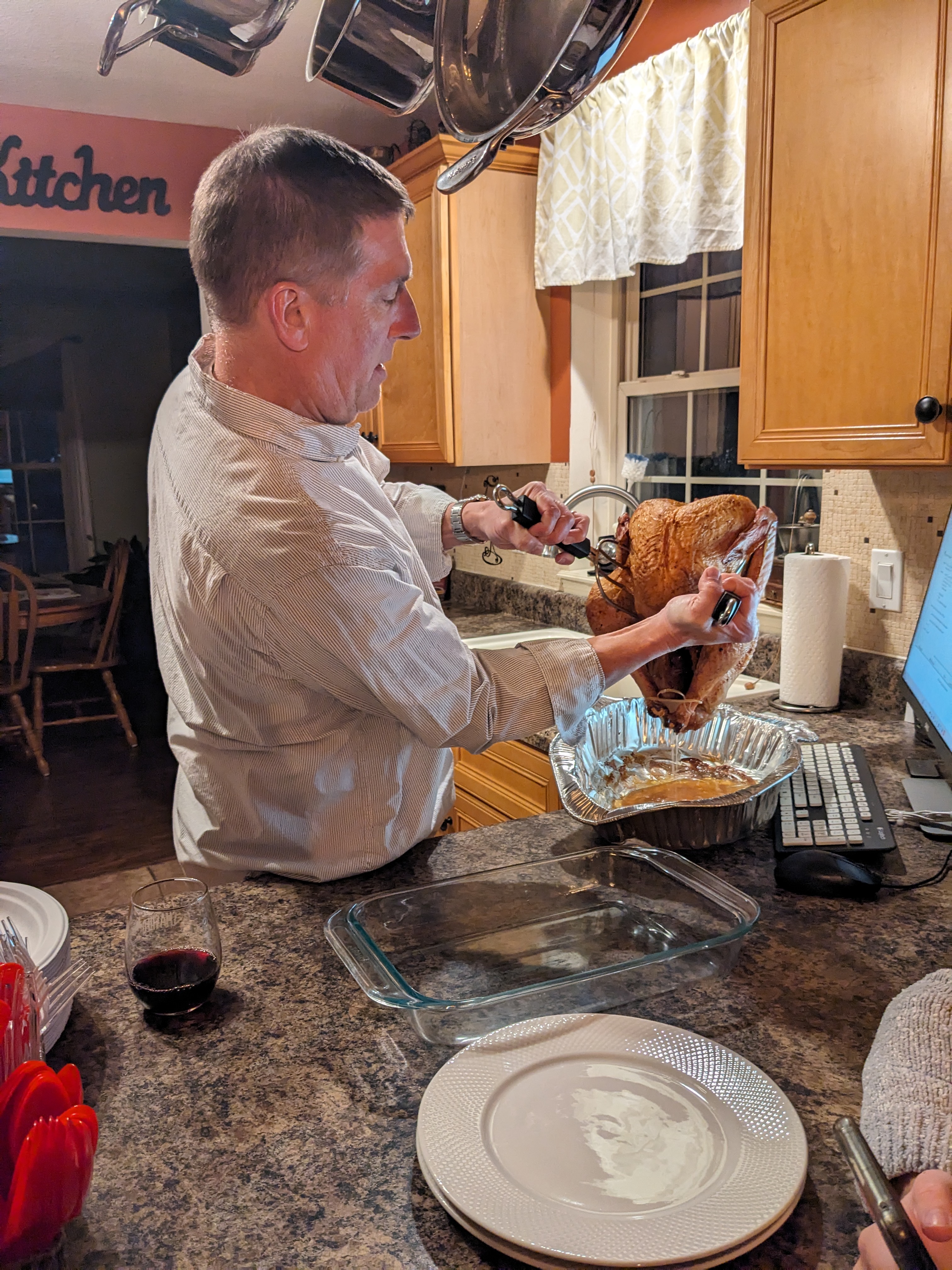 PXL 20241128 232152531