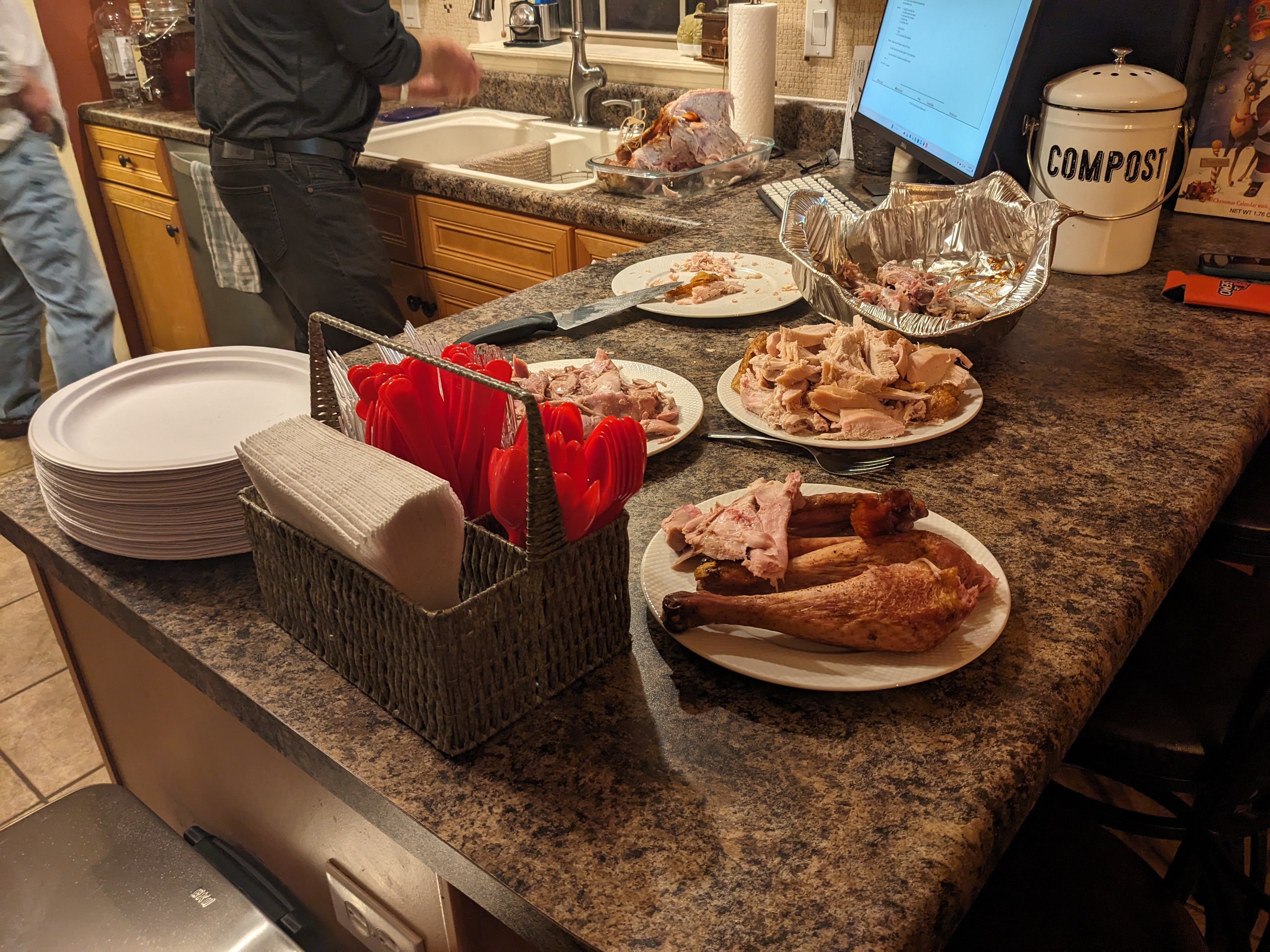 PXL 20241128 234814986