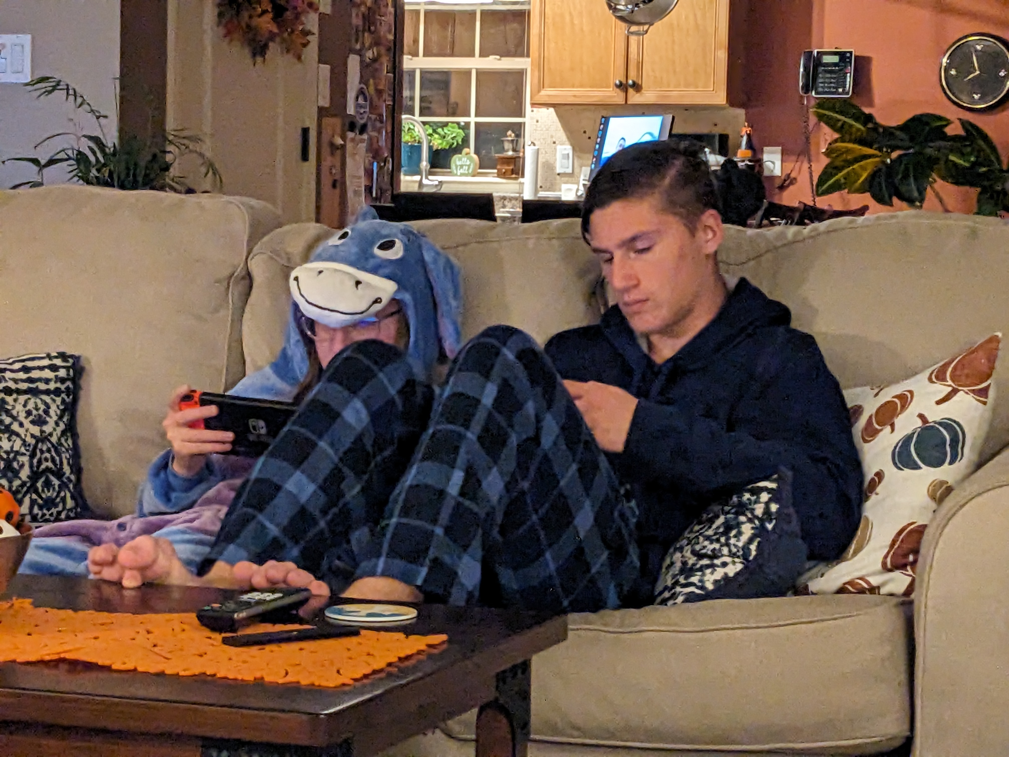 PXL 20231101 005615734