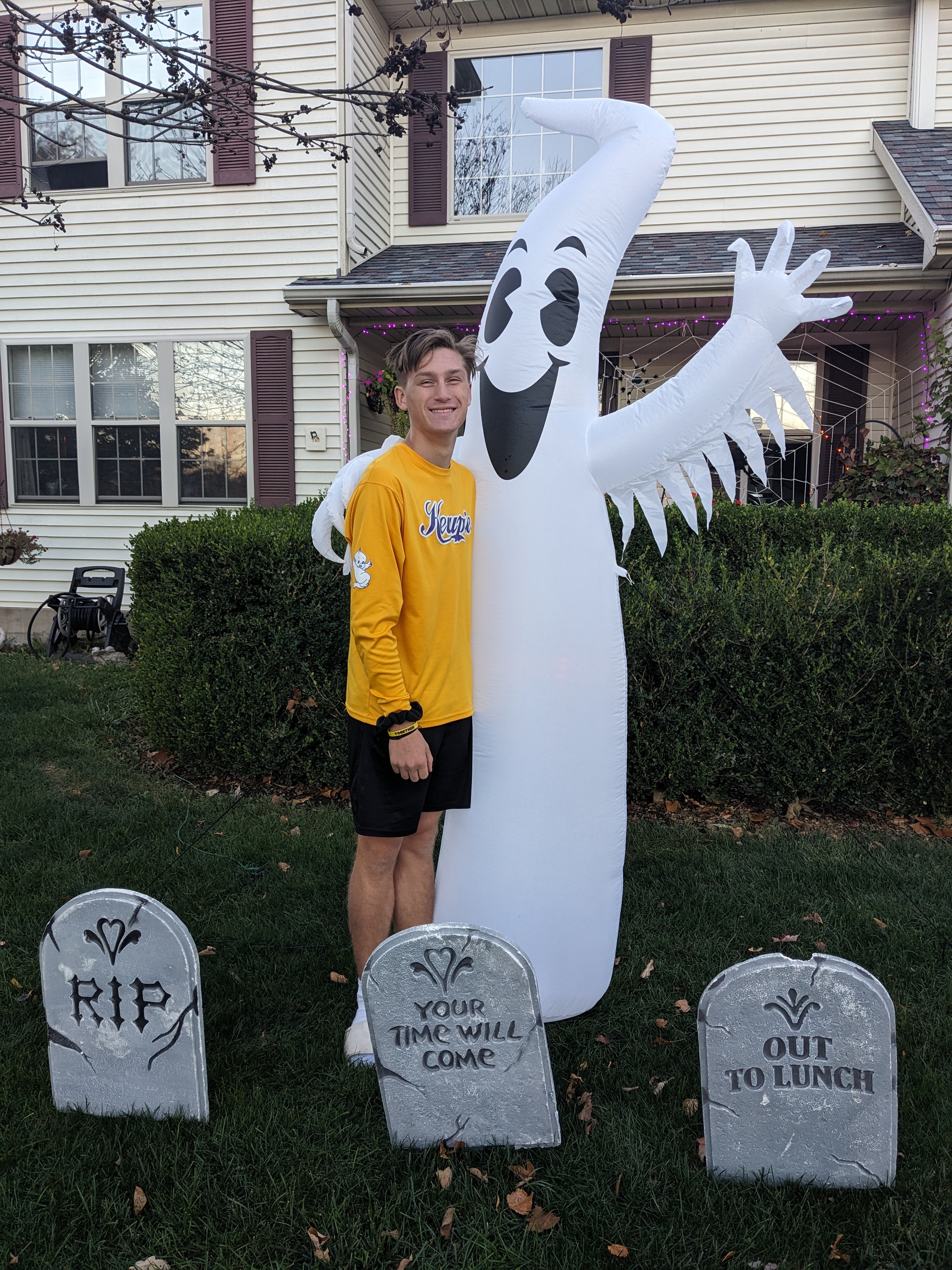 PXL 20241031 224951220