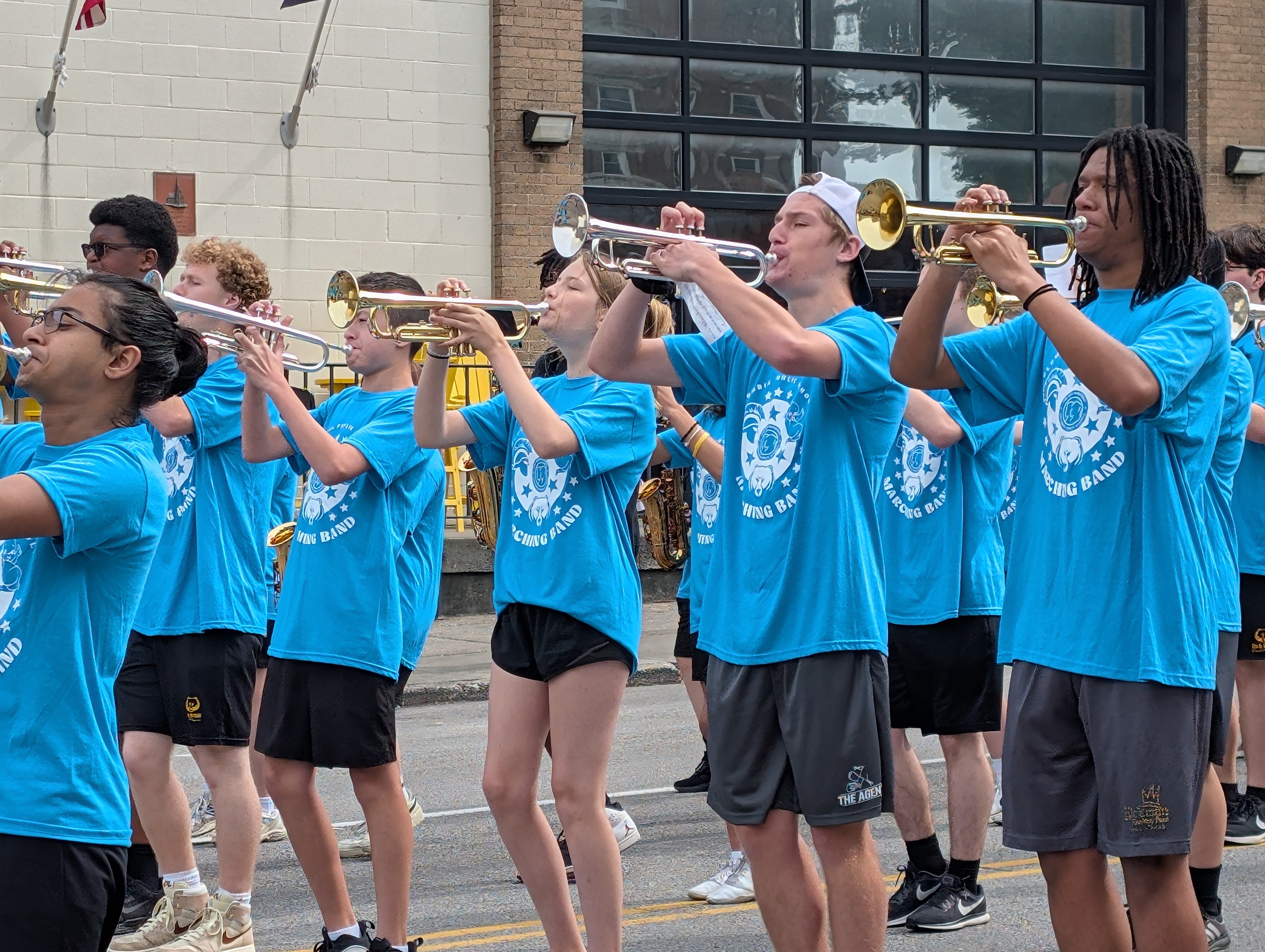 PXL 20250526 152451198