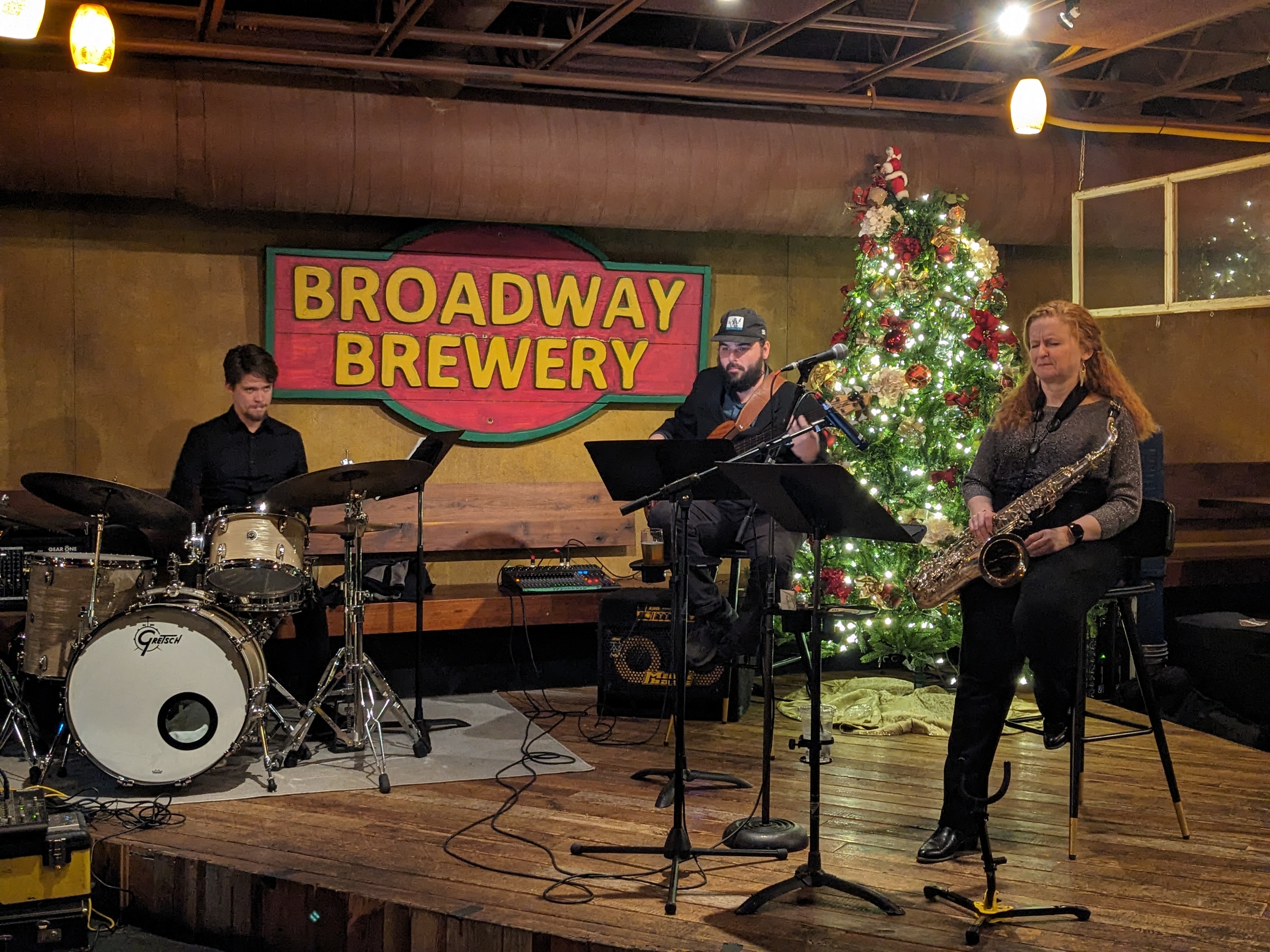 PXL 20240101 015010216