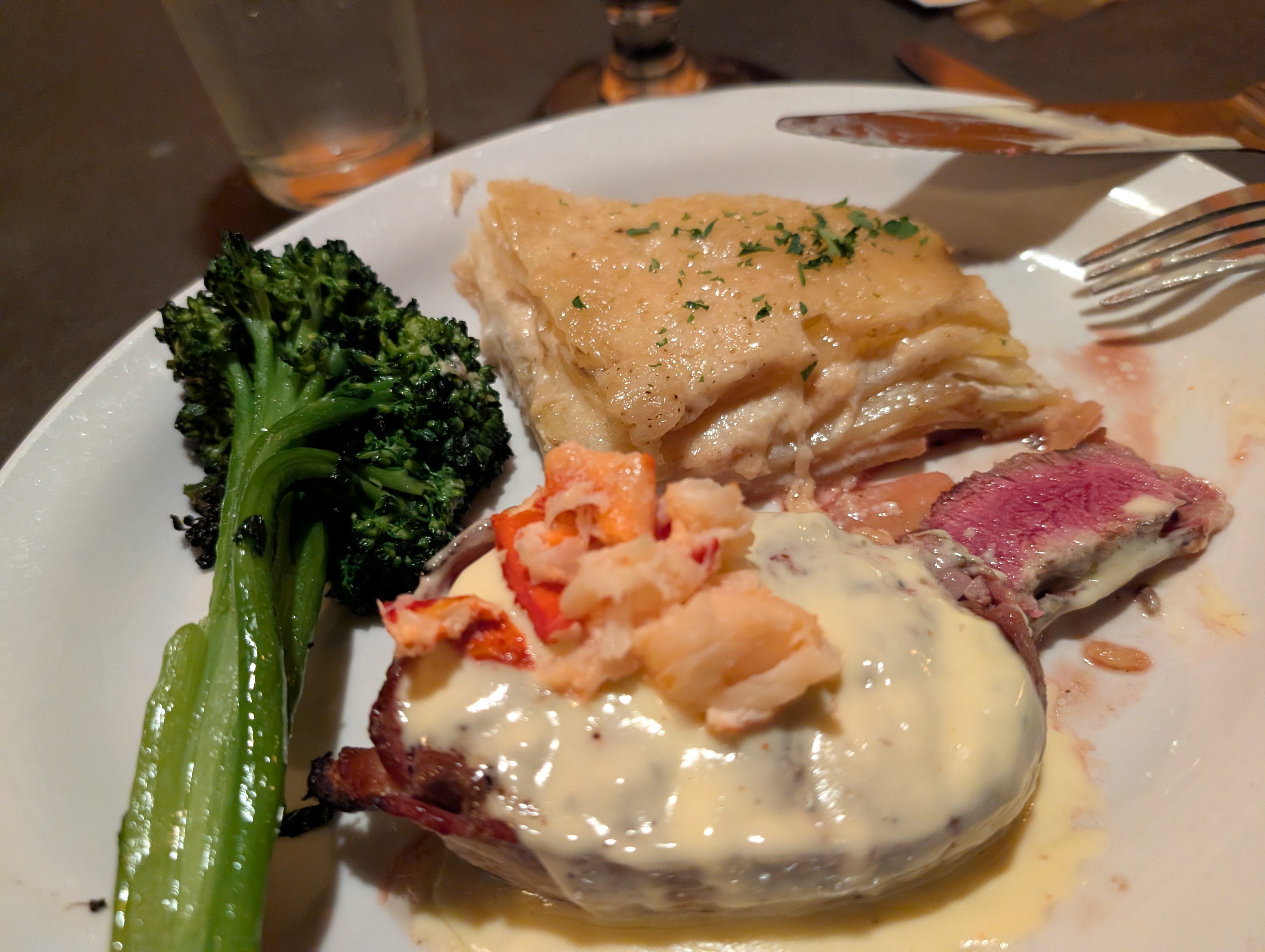 PXL 20250101 015205210