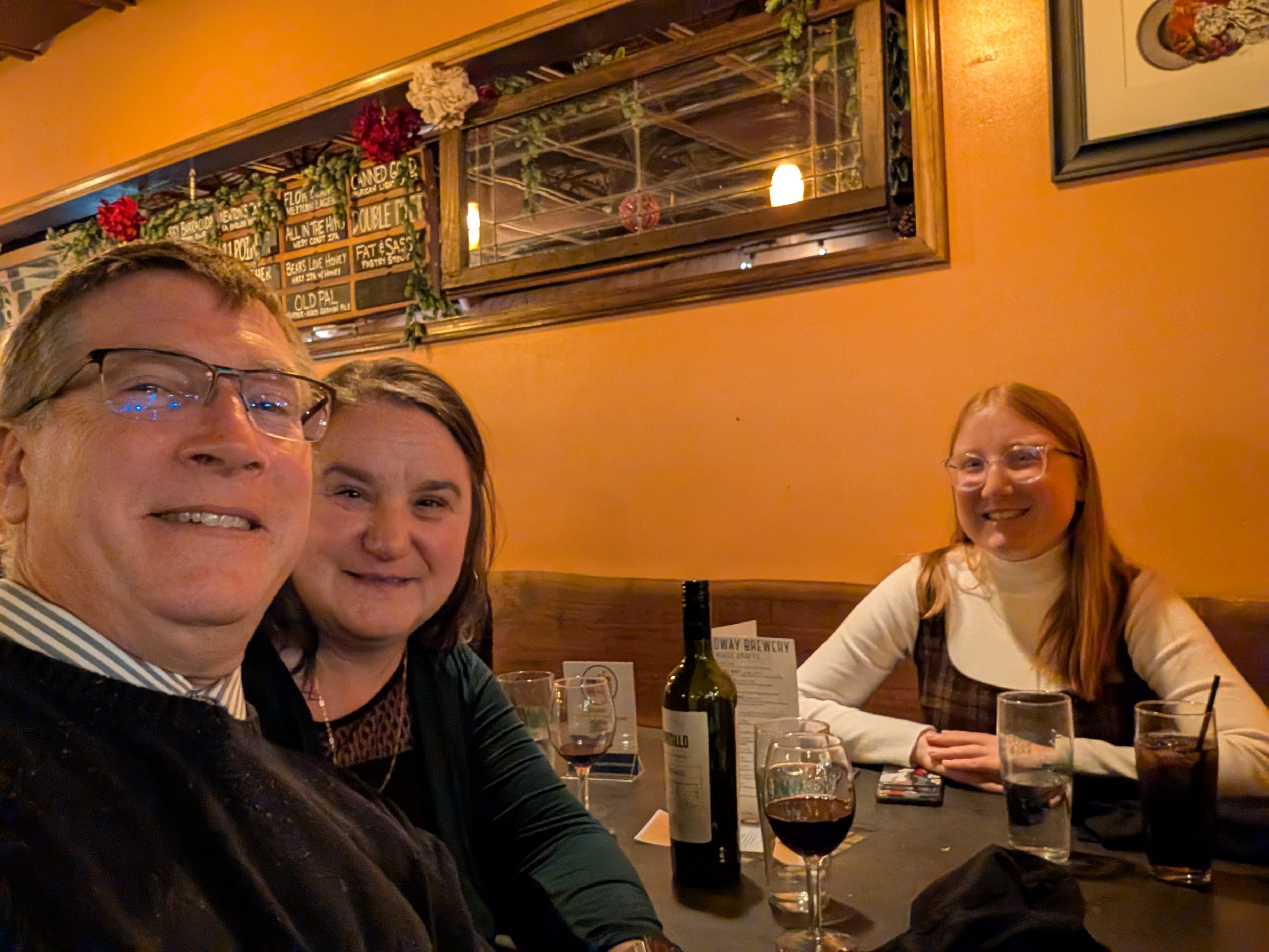 PXL 20250101 040905350