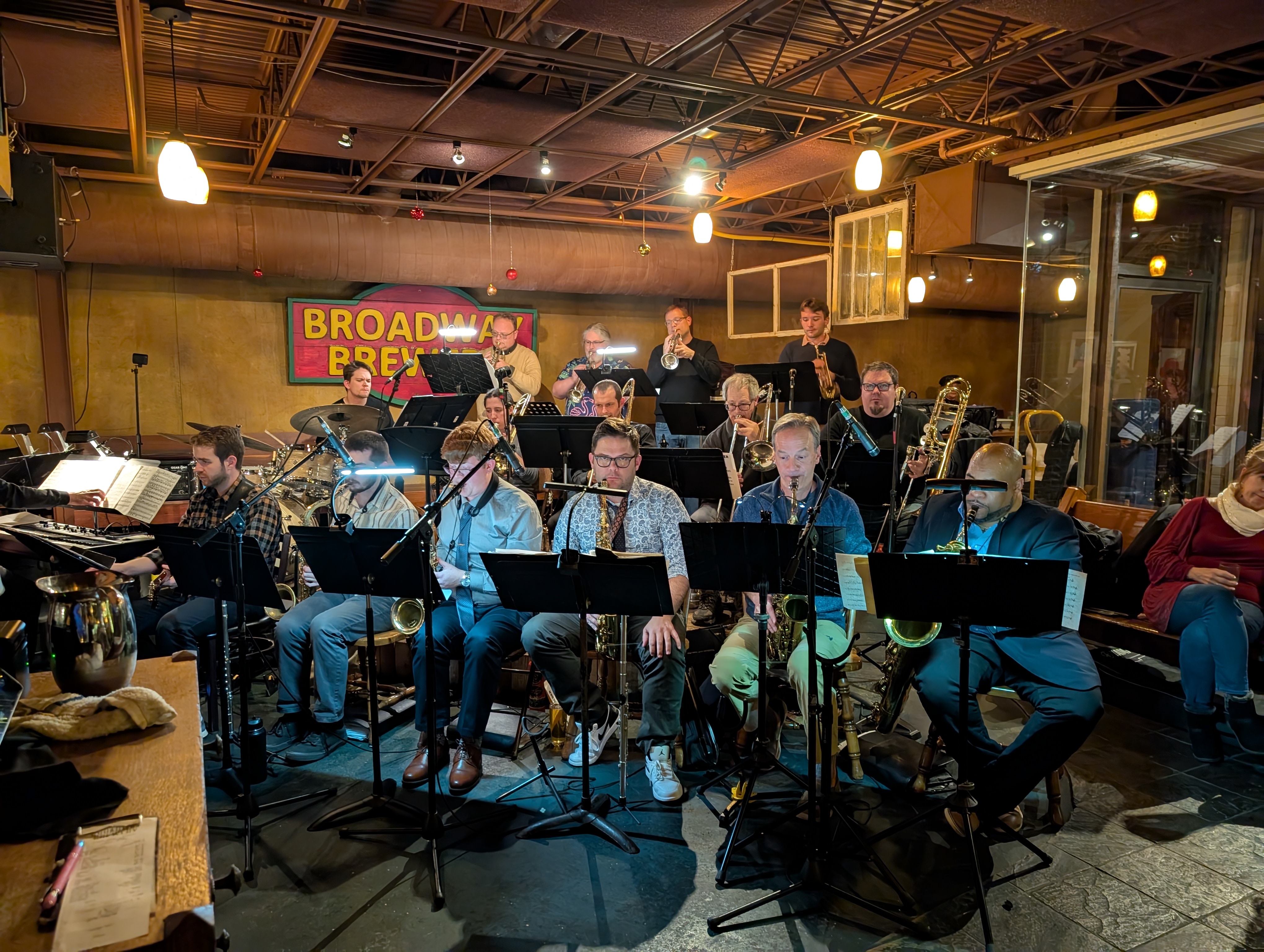 PXL 20250101 041115805