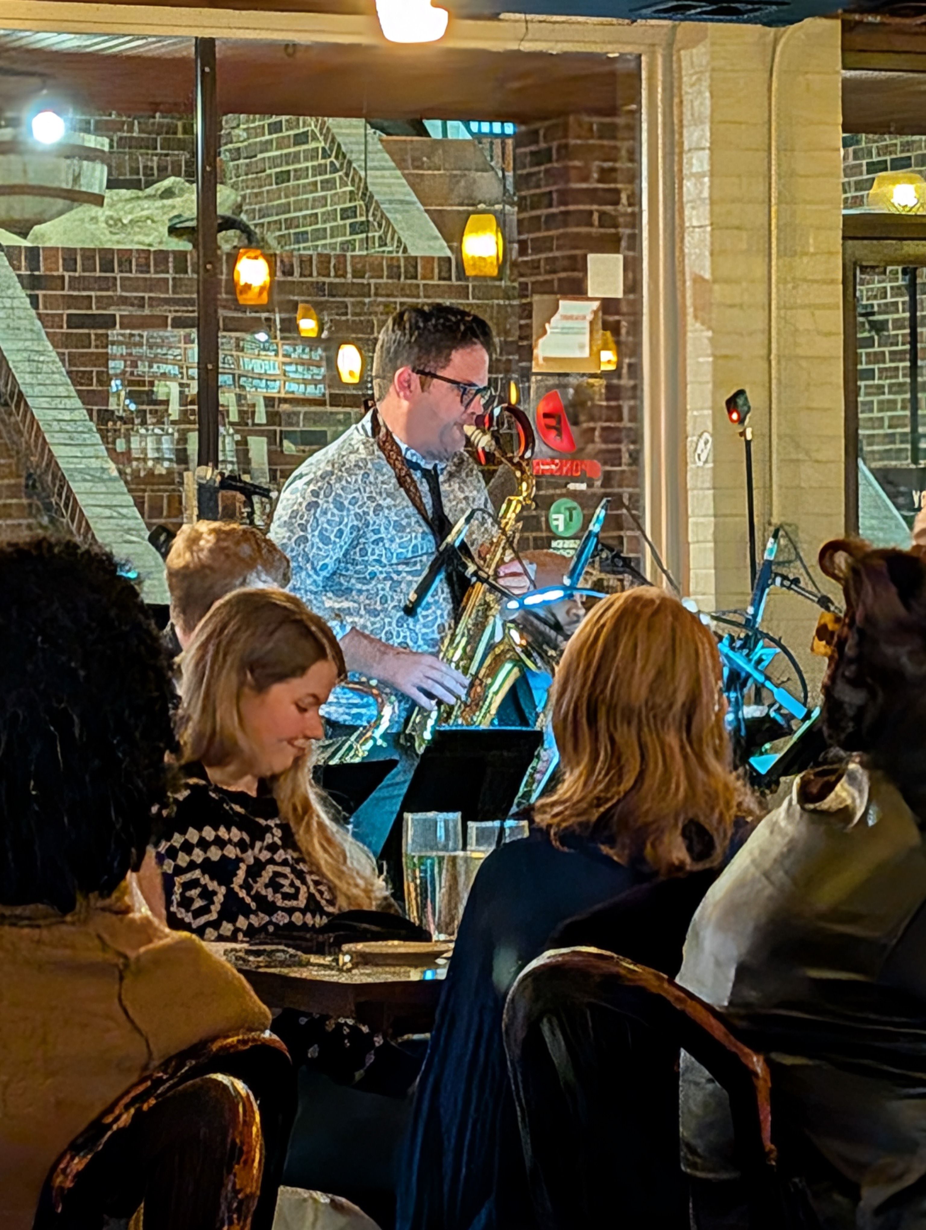 PXL 20250101 043204458