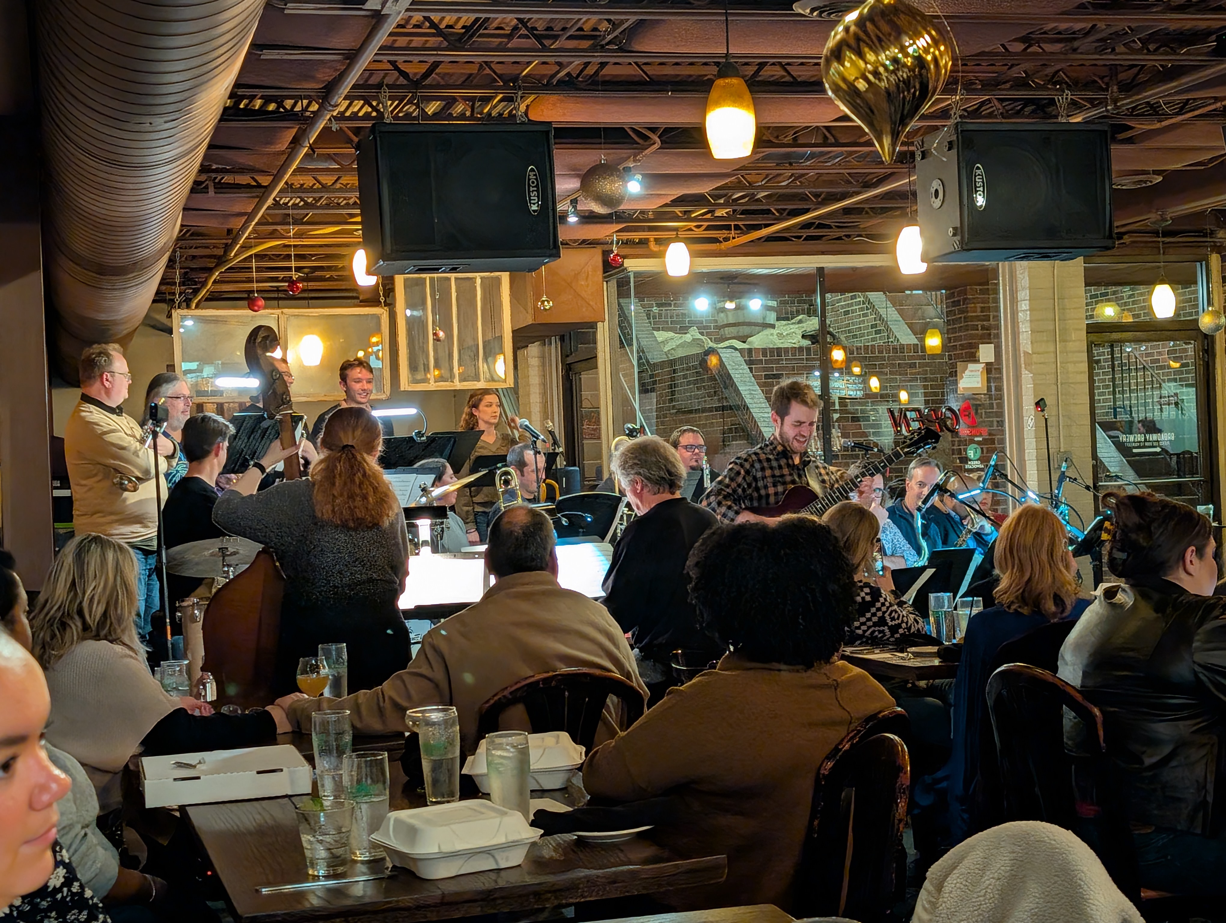 PXL 20250101 043851503