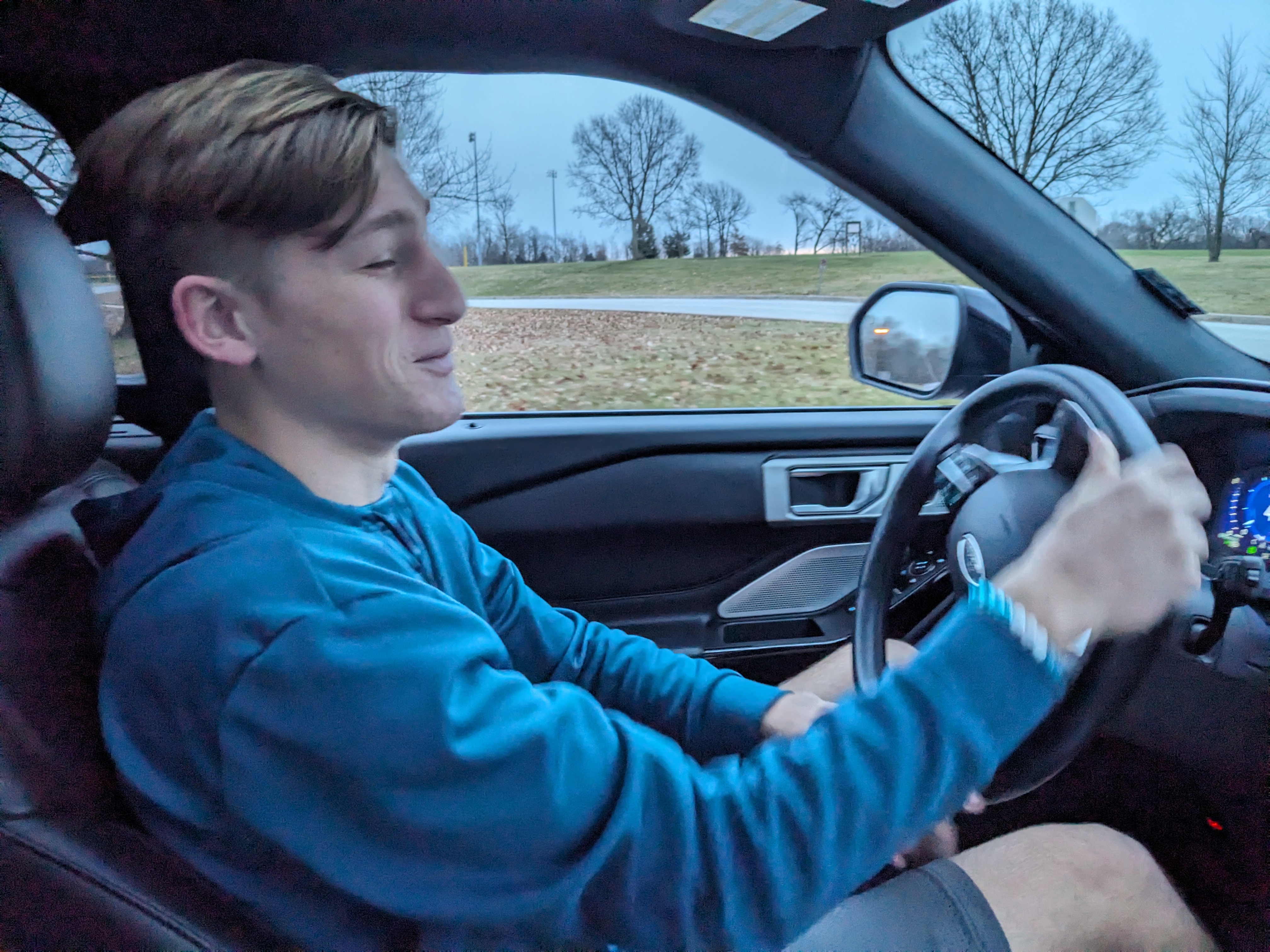 PXL 20231226 224558894