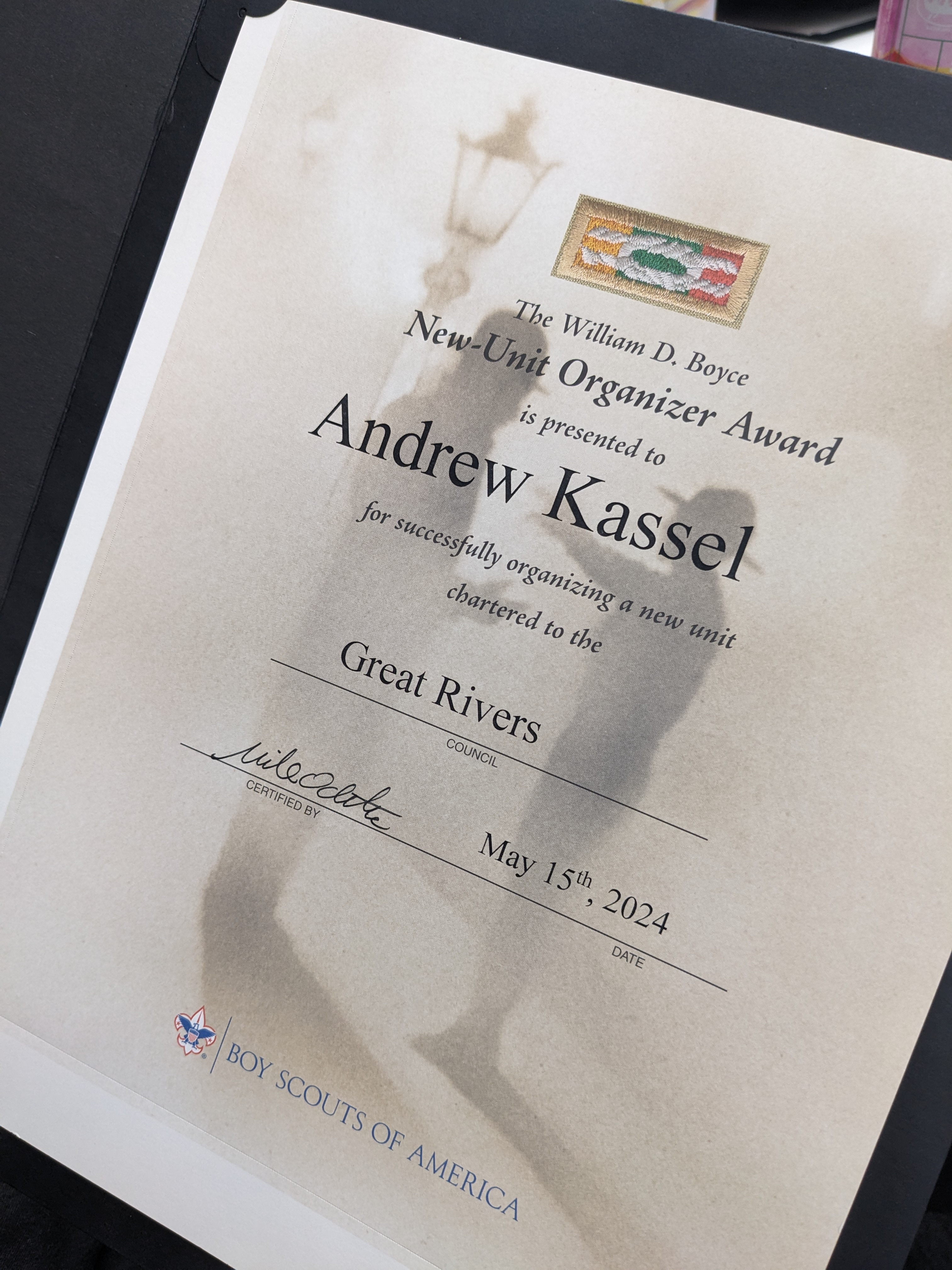 PXL 20240516 002553253