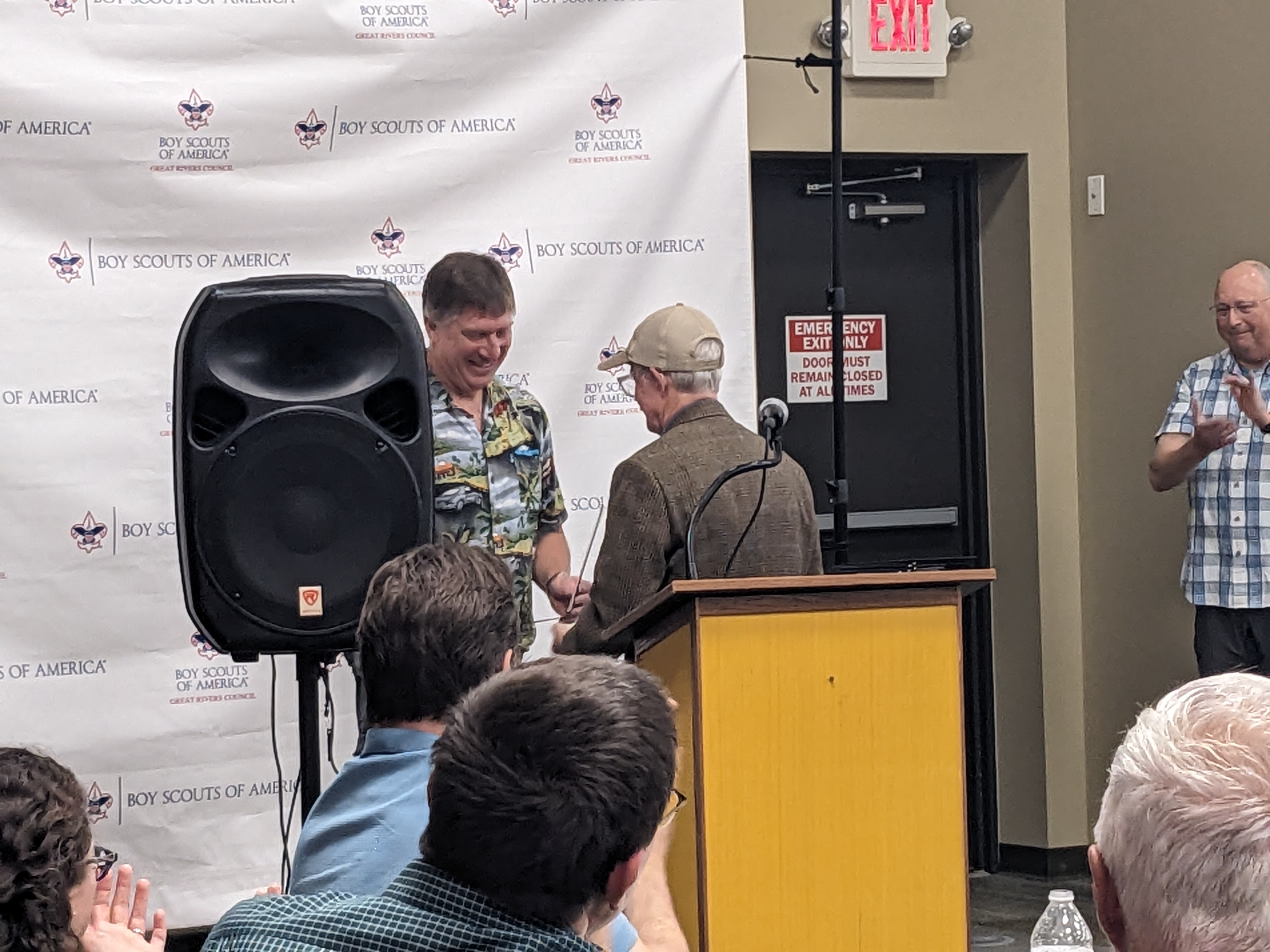 PXL 20240516 003844683