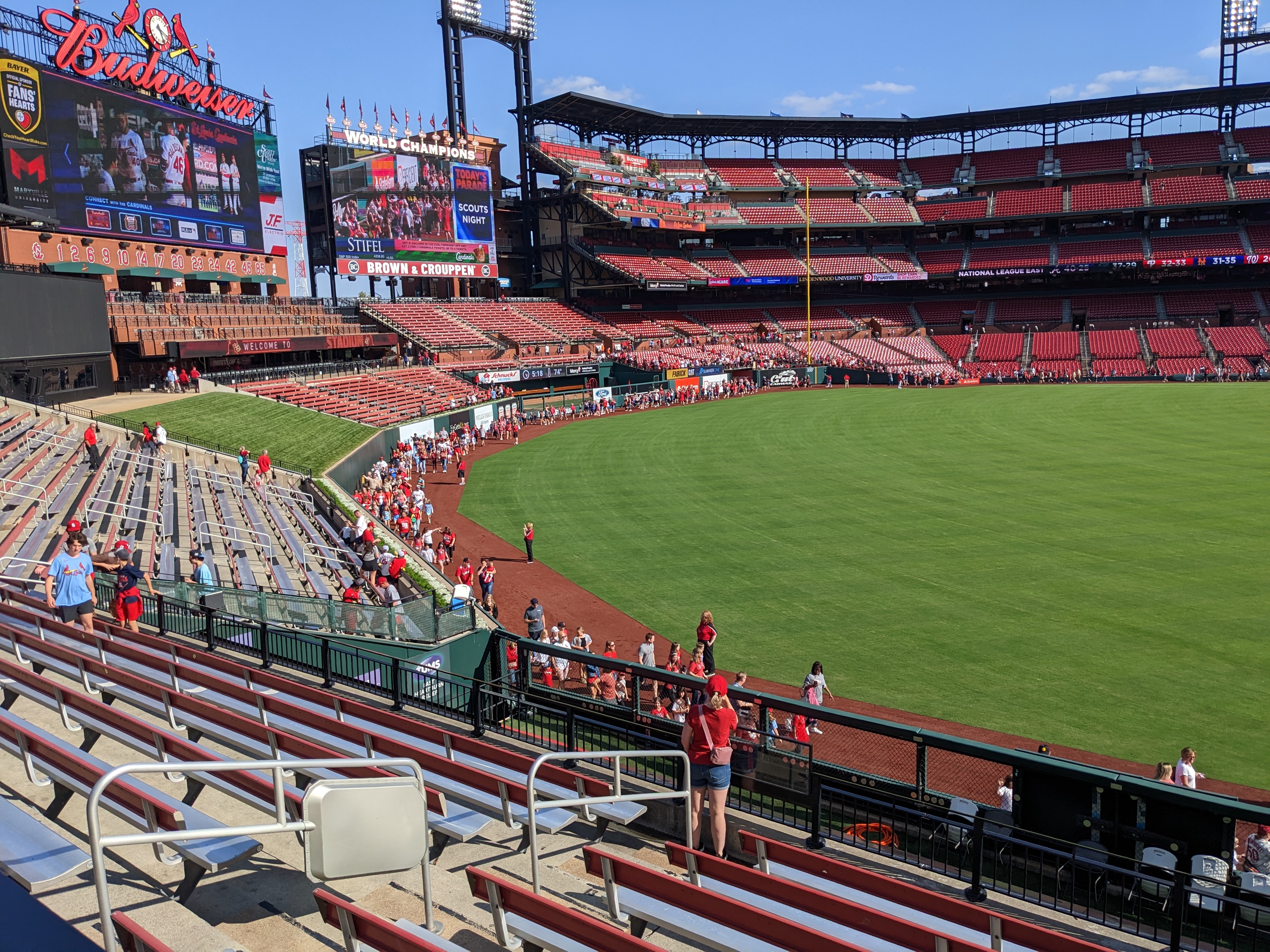 PXL 20230612 221818558