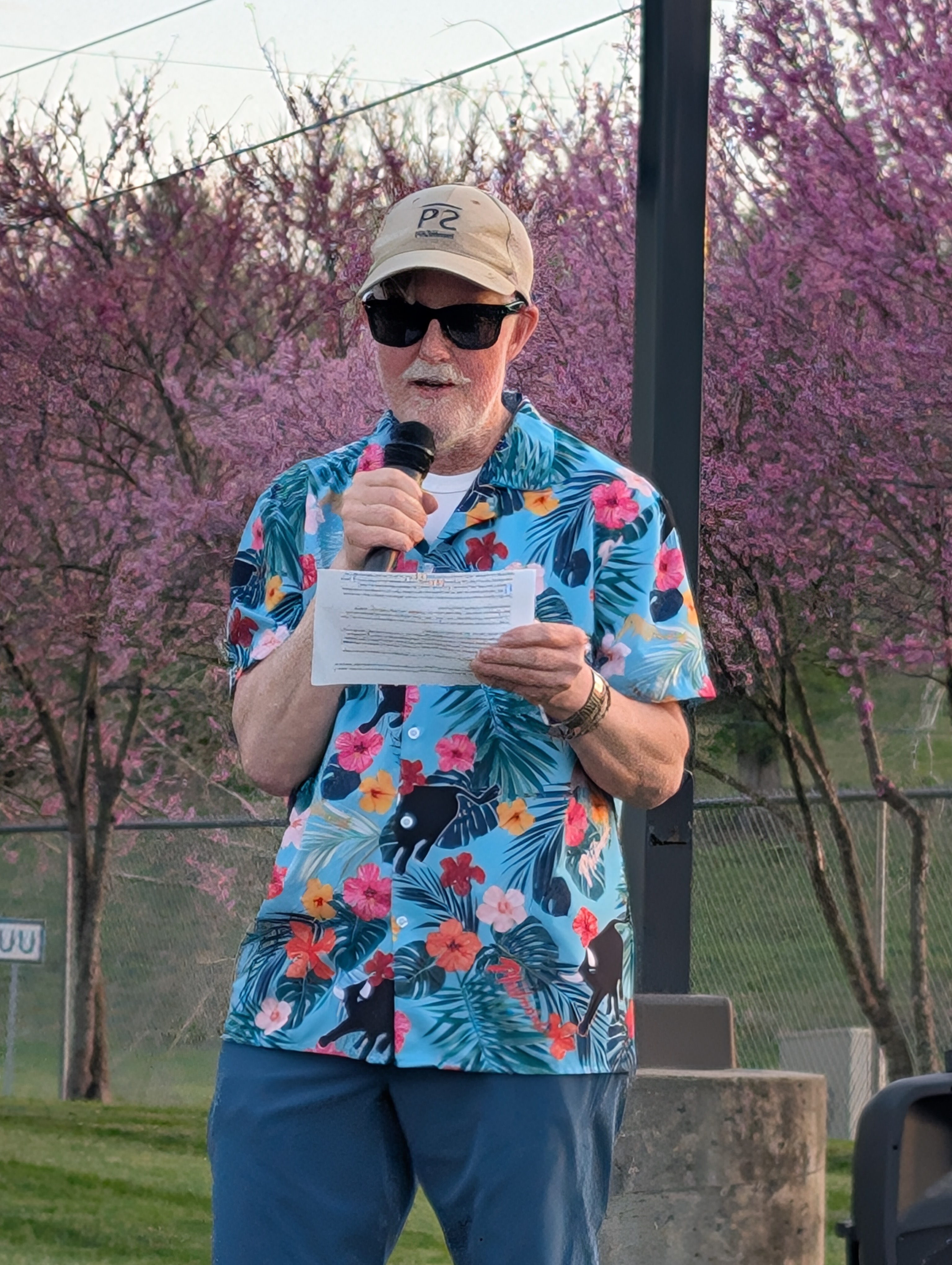 PXL 20250417 001940461