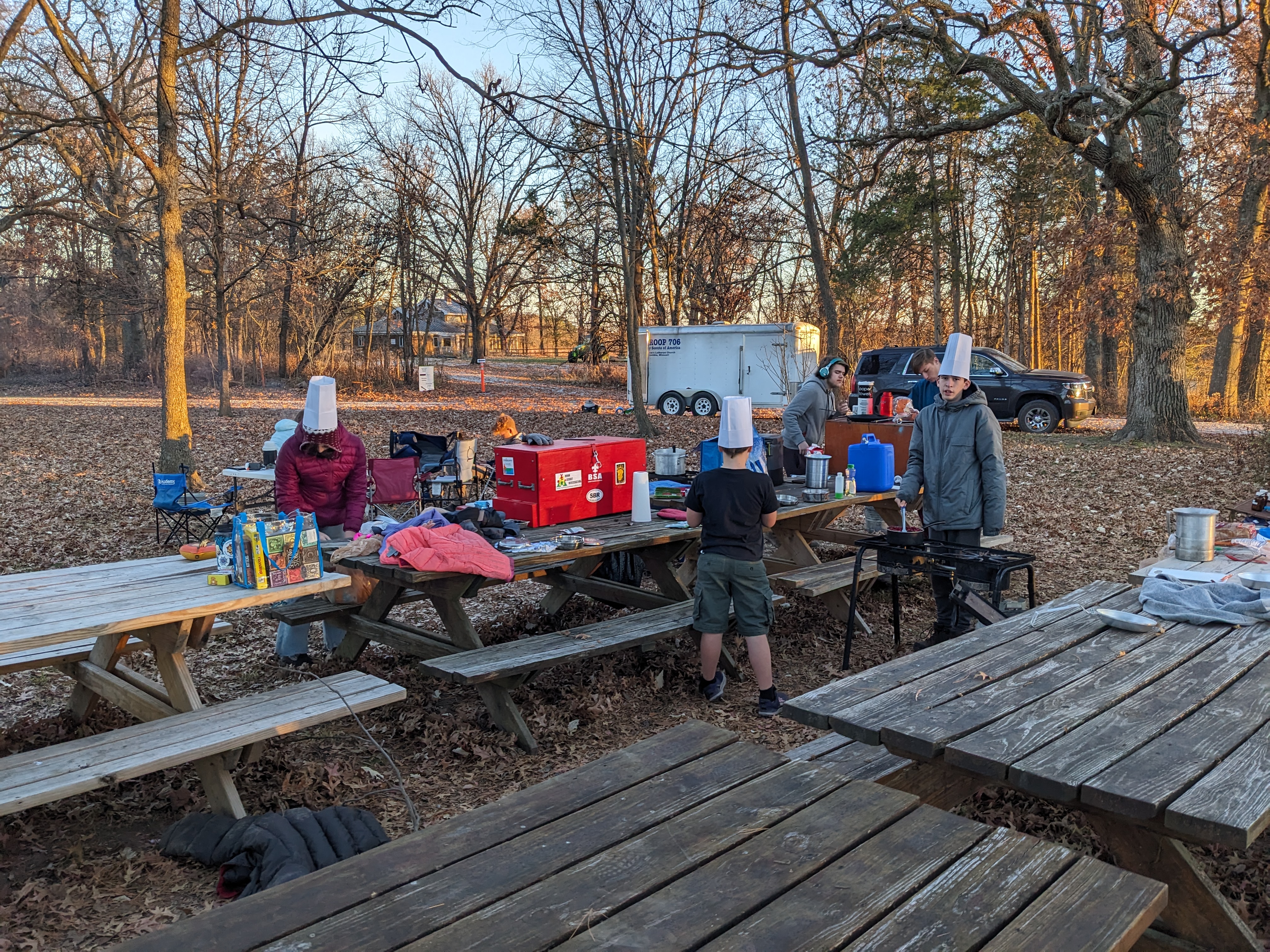 PXL 20231118 222902832