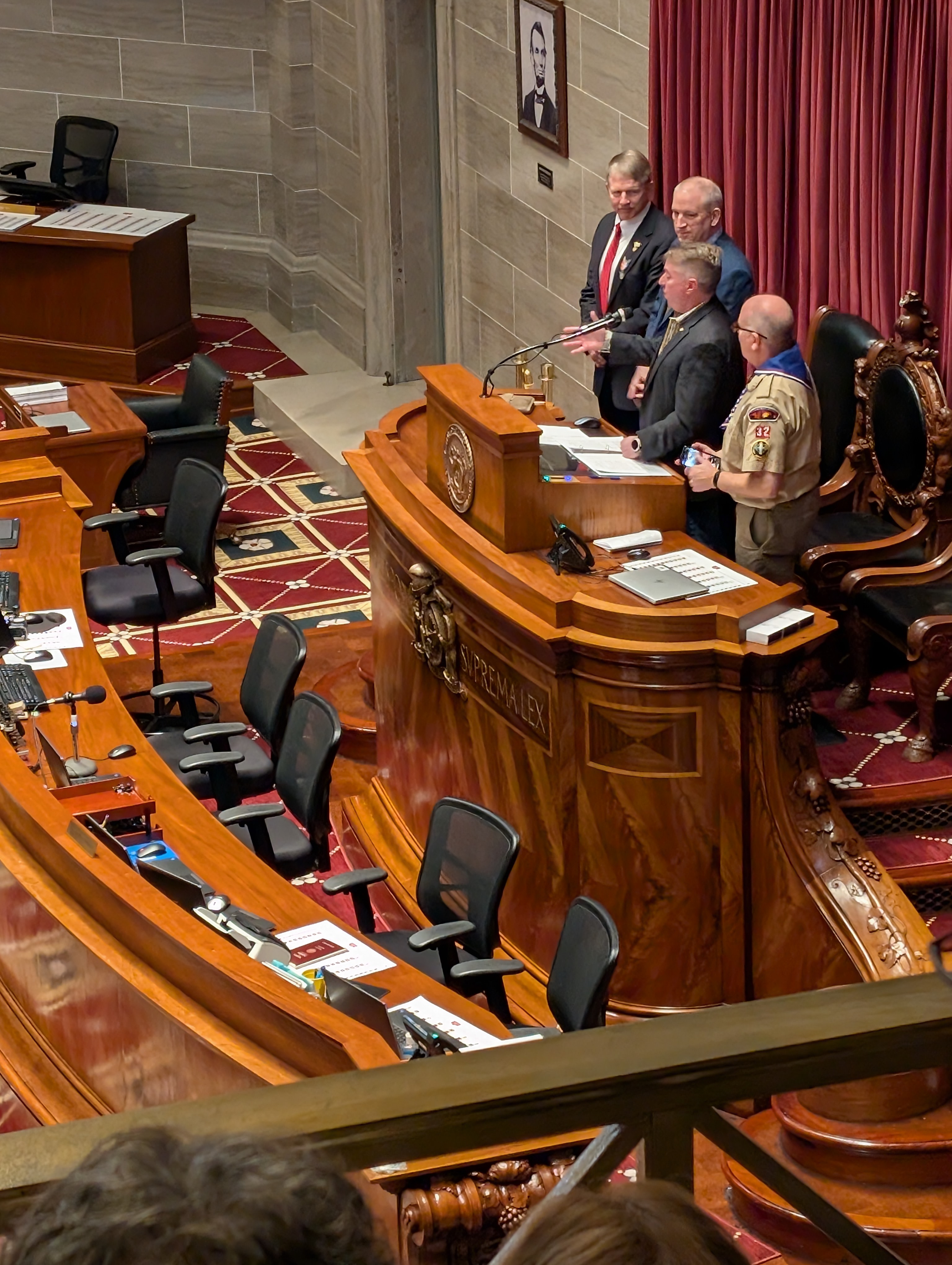 PXL 20250217 175225667