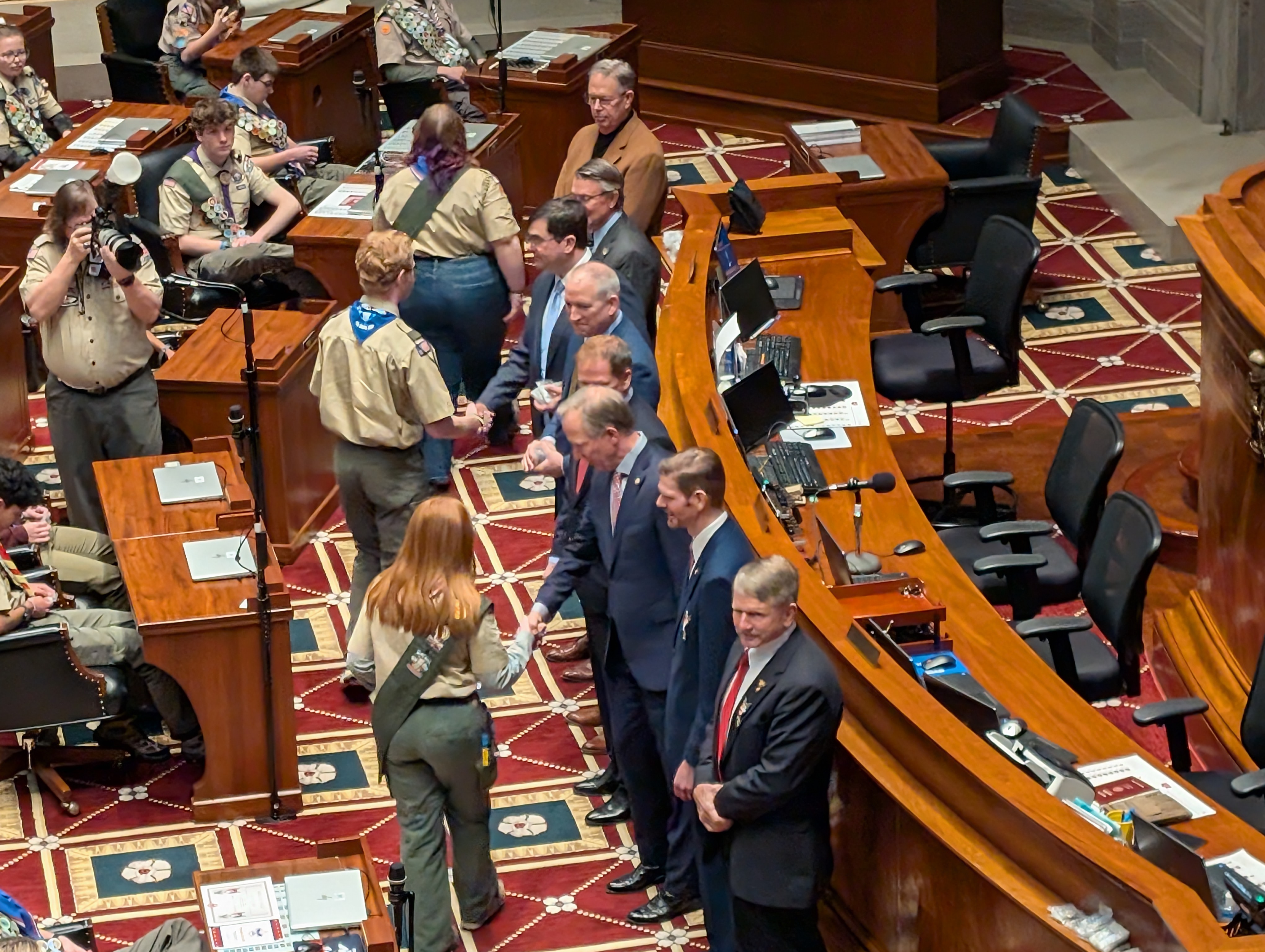 PXL 20250217 184539864