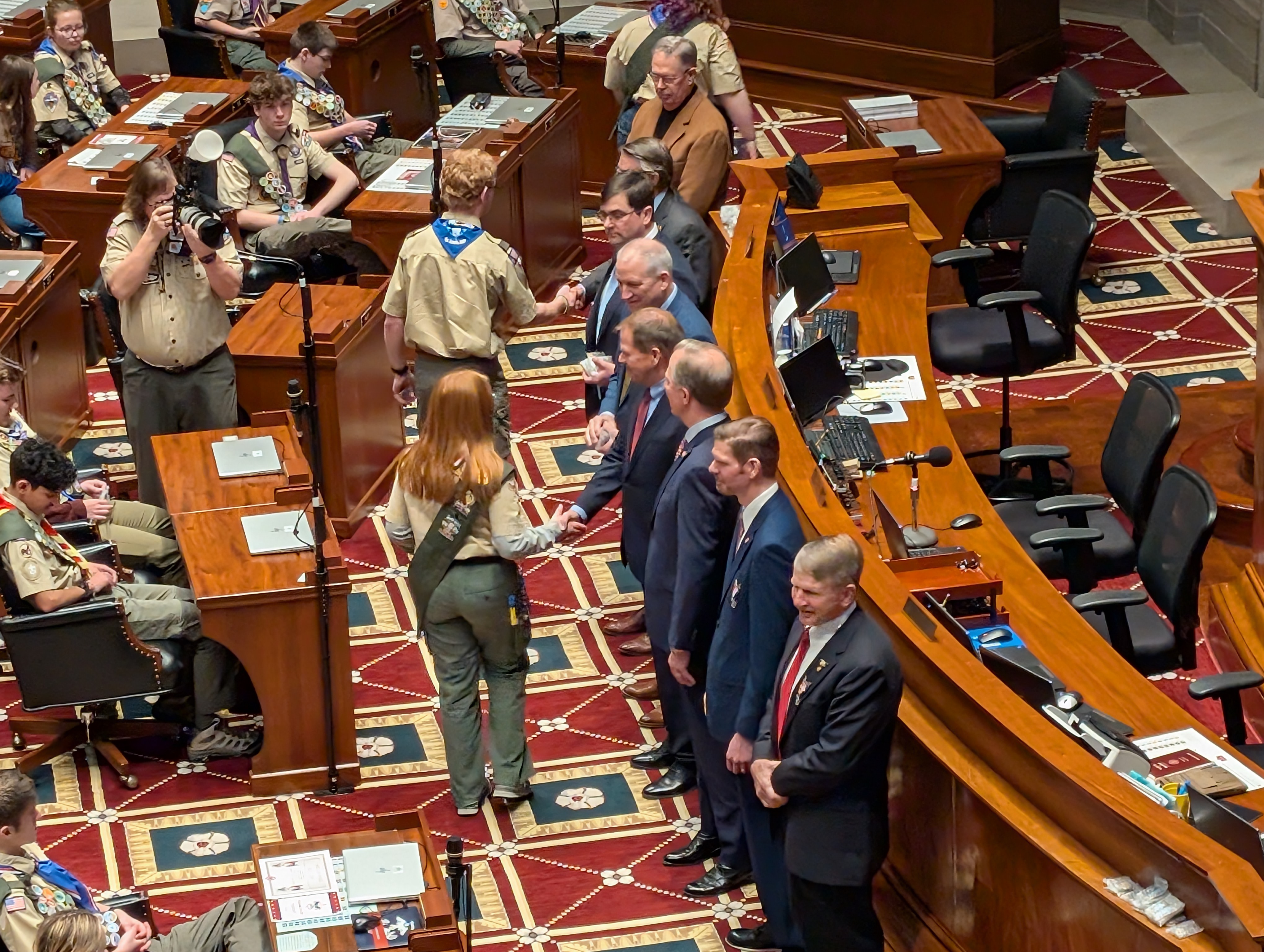 PXL 20250217 184541238