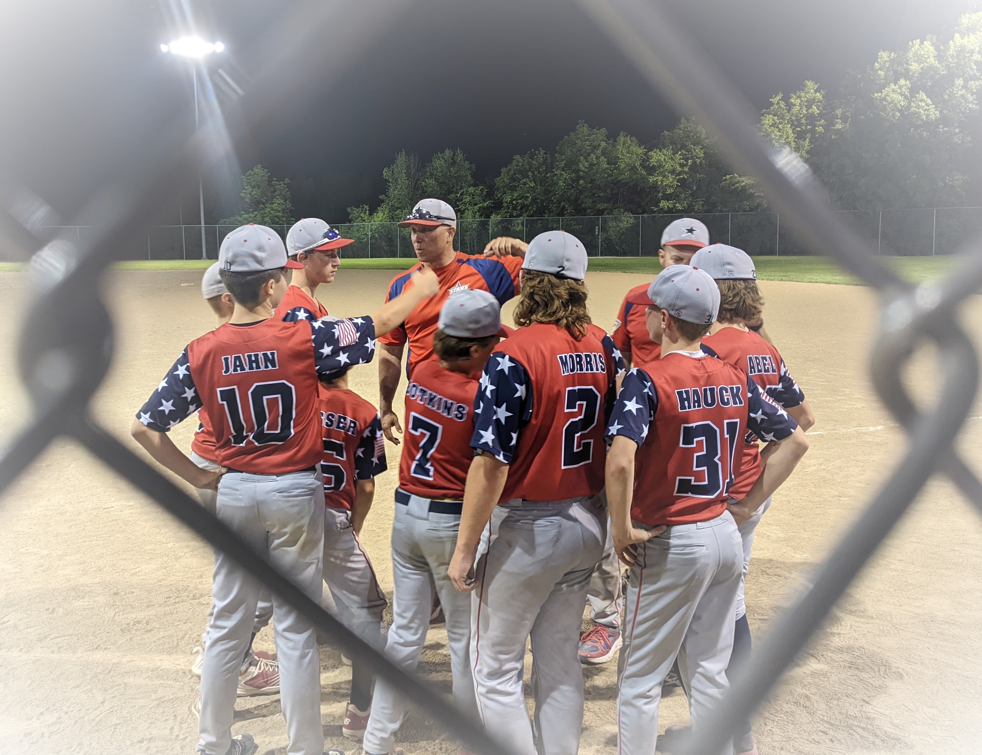 PXL 20220517 020418276CR