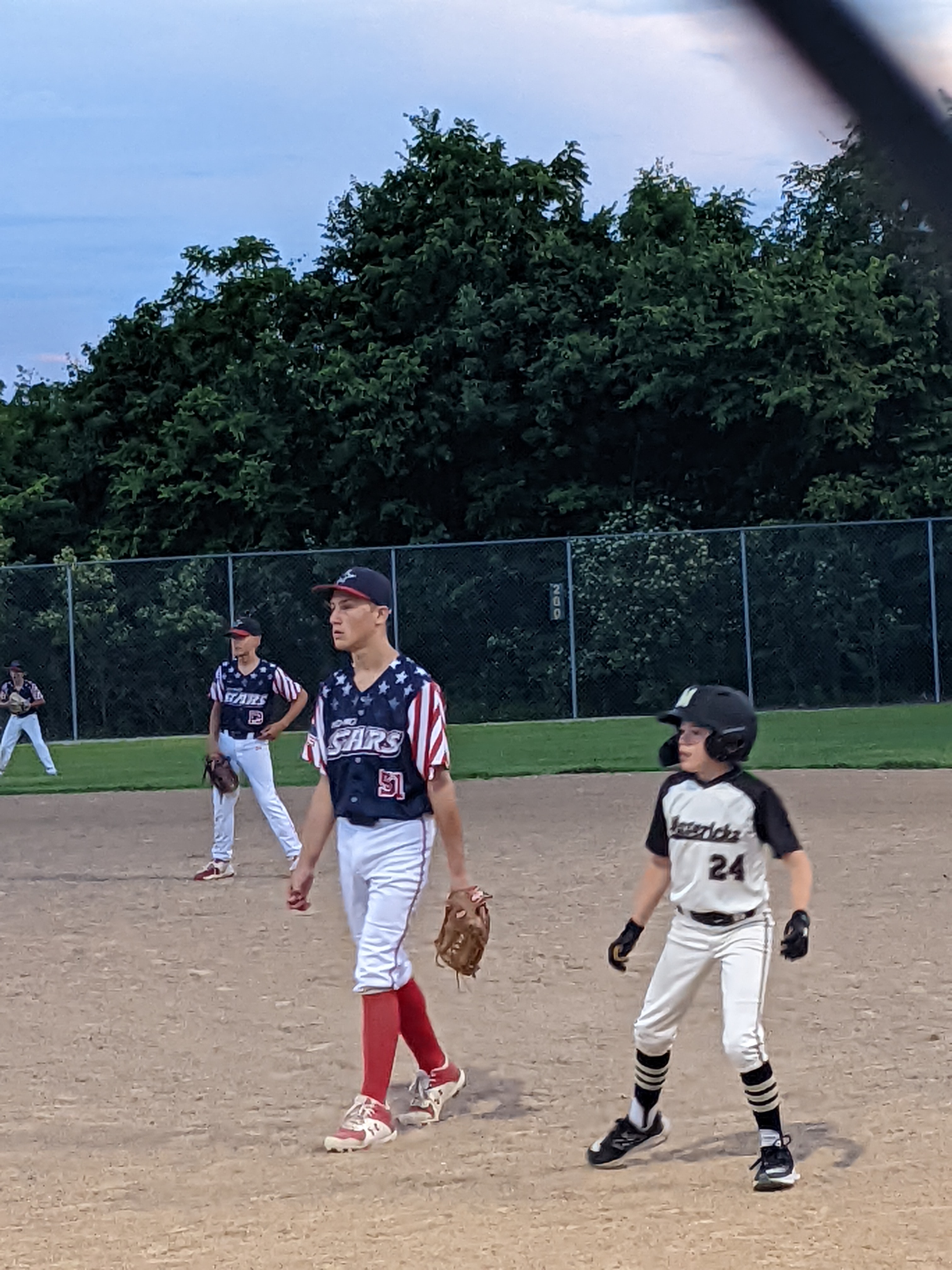 PXL 20220610 013226518